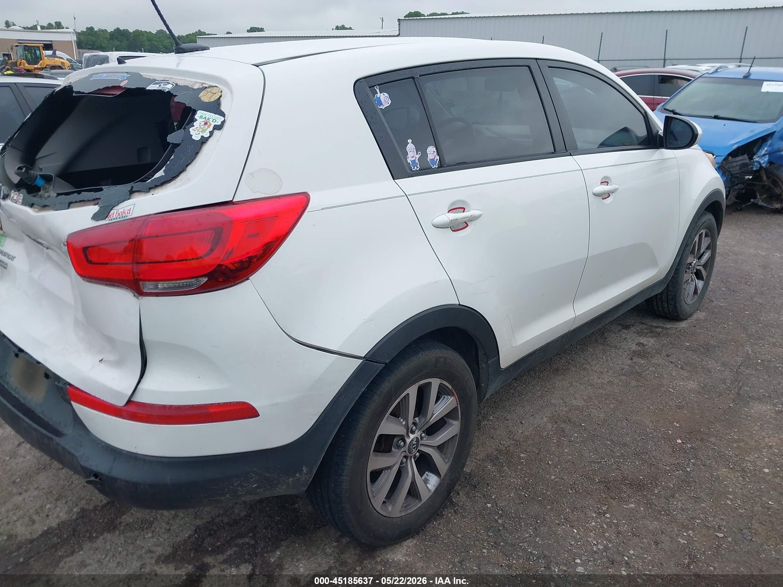 2015 Kia Sportage Lx Белый vin: KNDPB3AC1F7762126