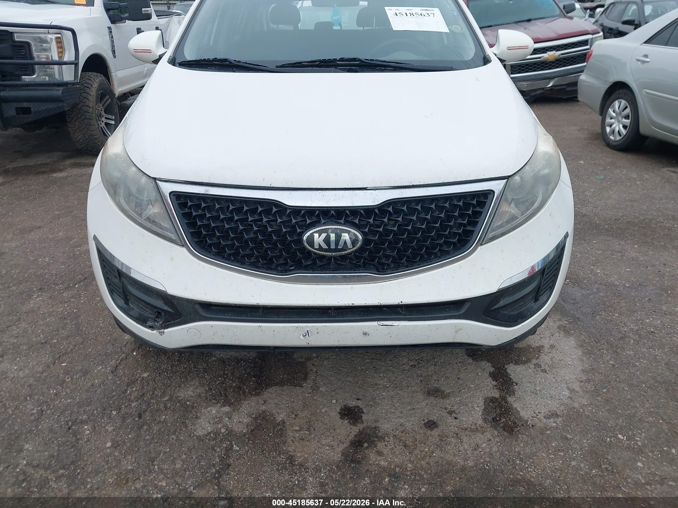 2015 Kia Sportage Lx Белый vin: KNDPB3AC1F7762126