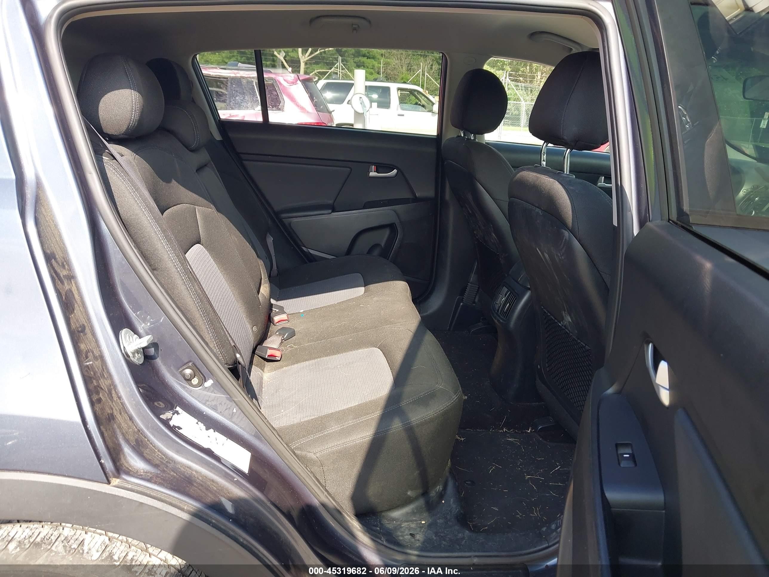 2014 Kia Sportage Lx Blue vin: KNDPB3AC2E7556571