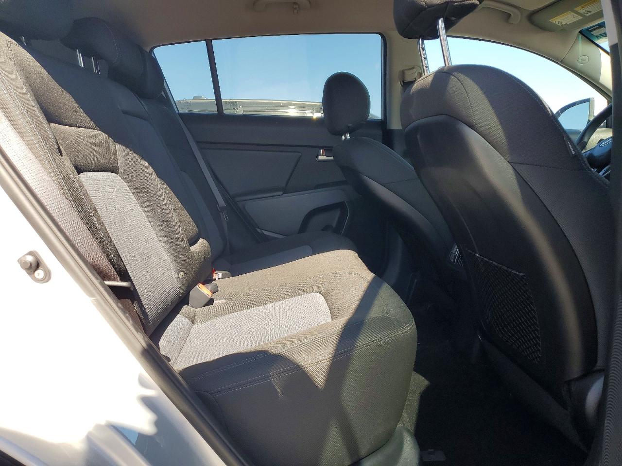 2014 Kia Sportage Lx Silver vin: KNDPB3AC2E7616929