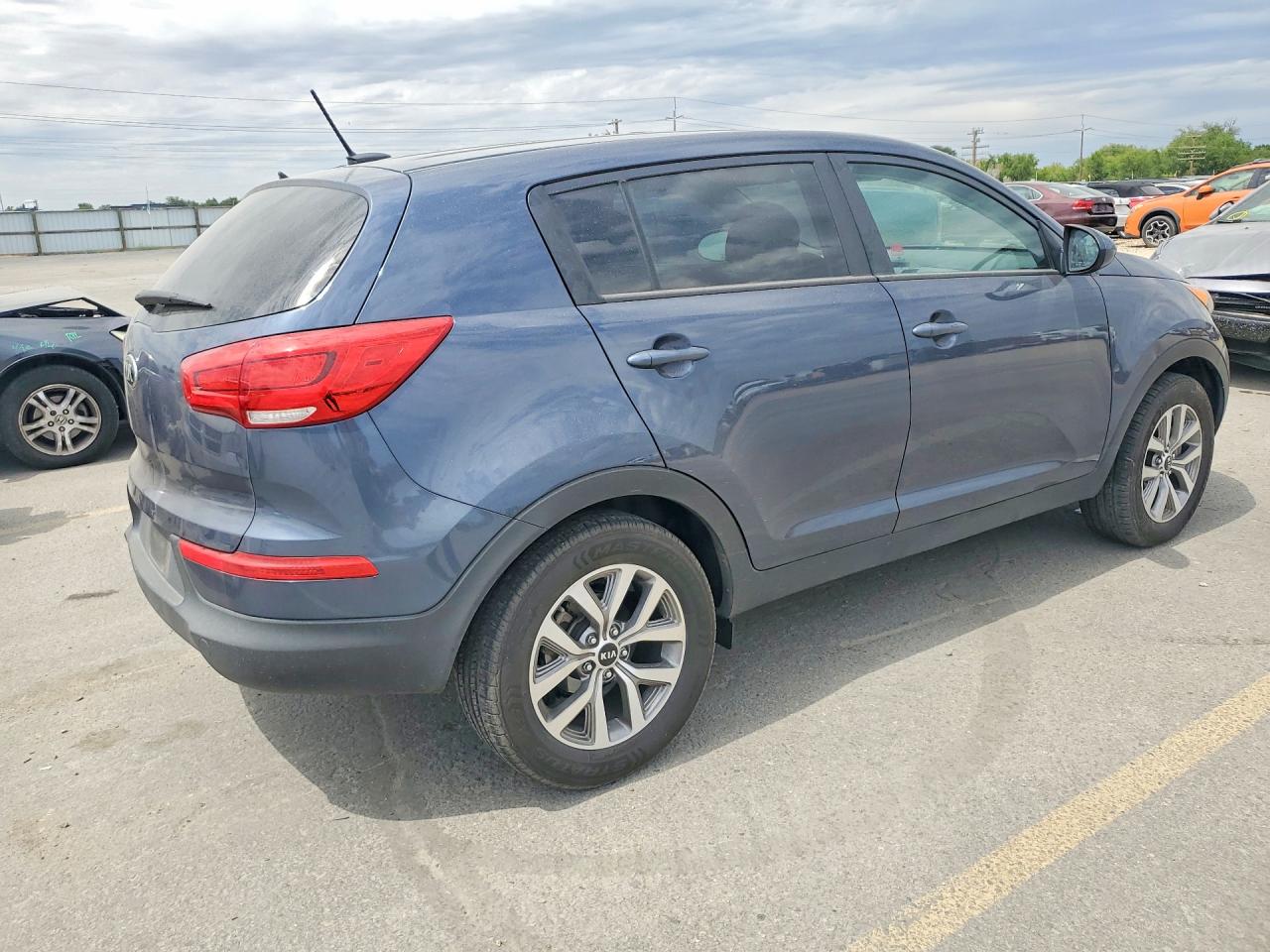 2015 Kia Sportage Lx Blue vin: KNDPB3AC2F7730088
