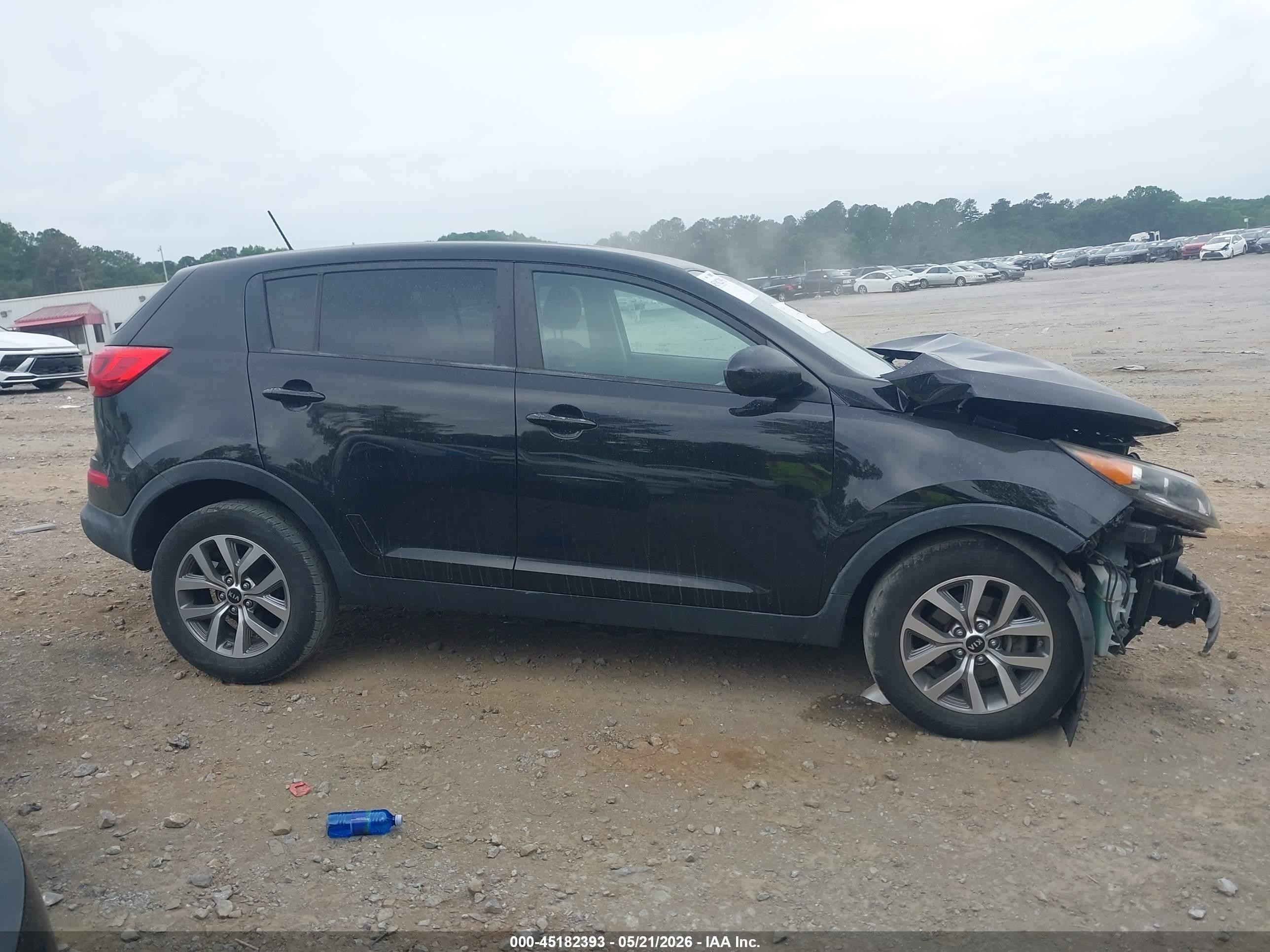 2015 Kia Sportage Lx Черный vin: KNDPB3AC2F7738403