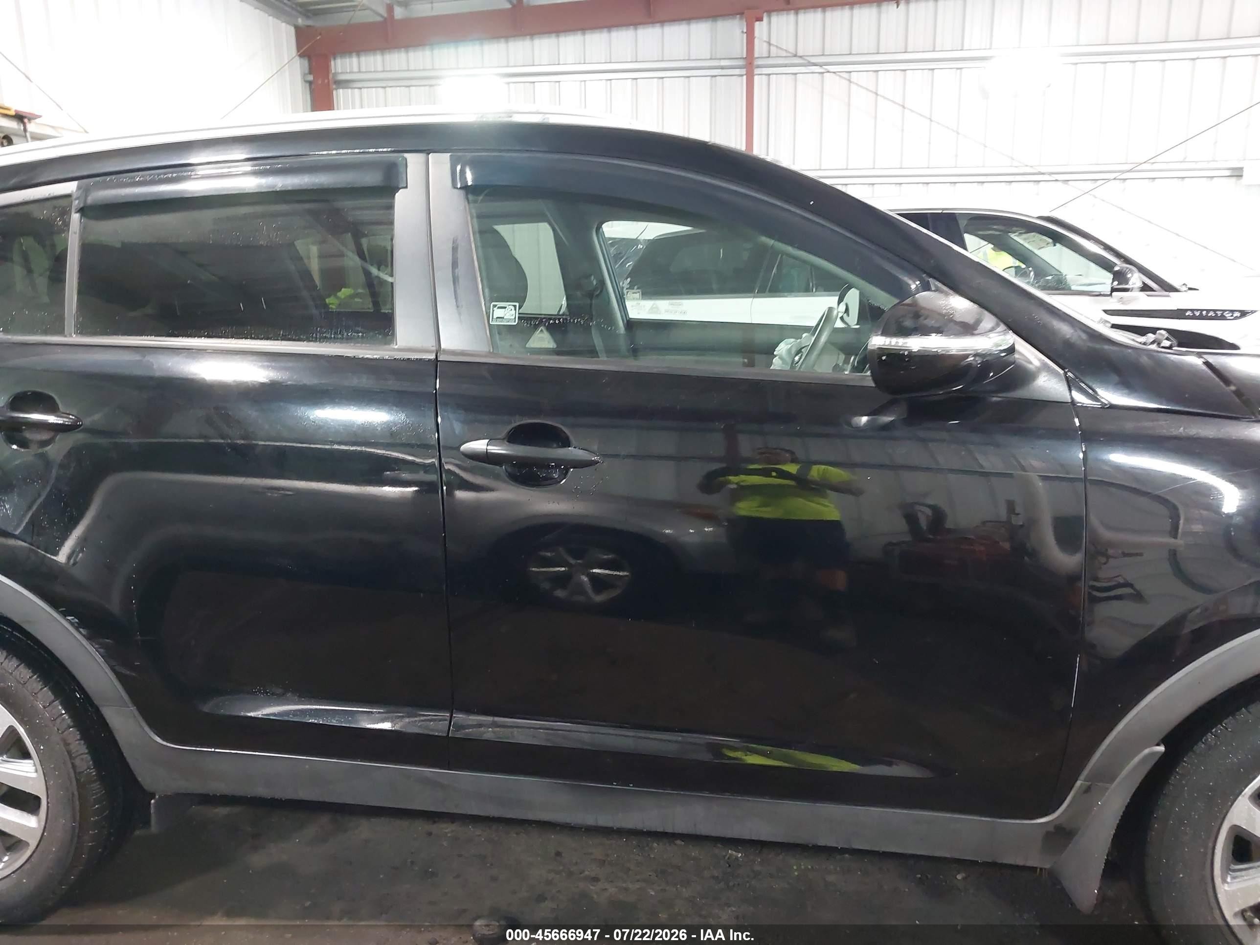 2015 Kia Sportage Lx Черный vin: KNDPB3AC2F7782126