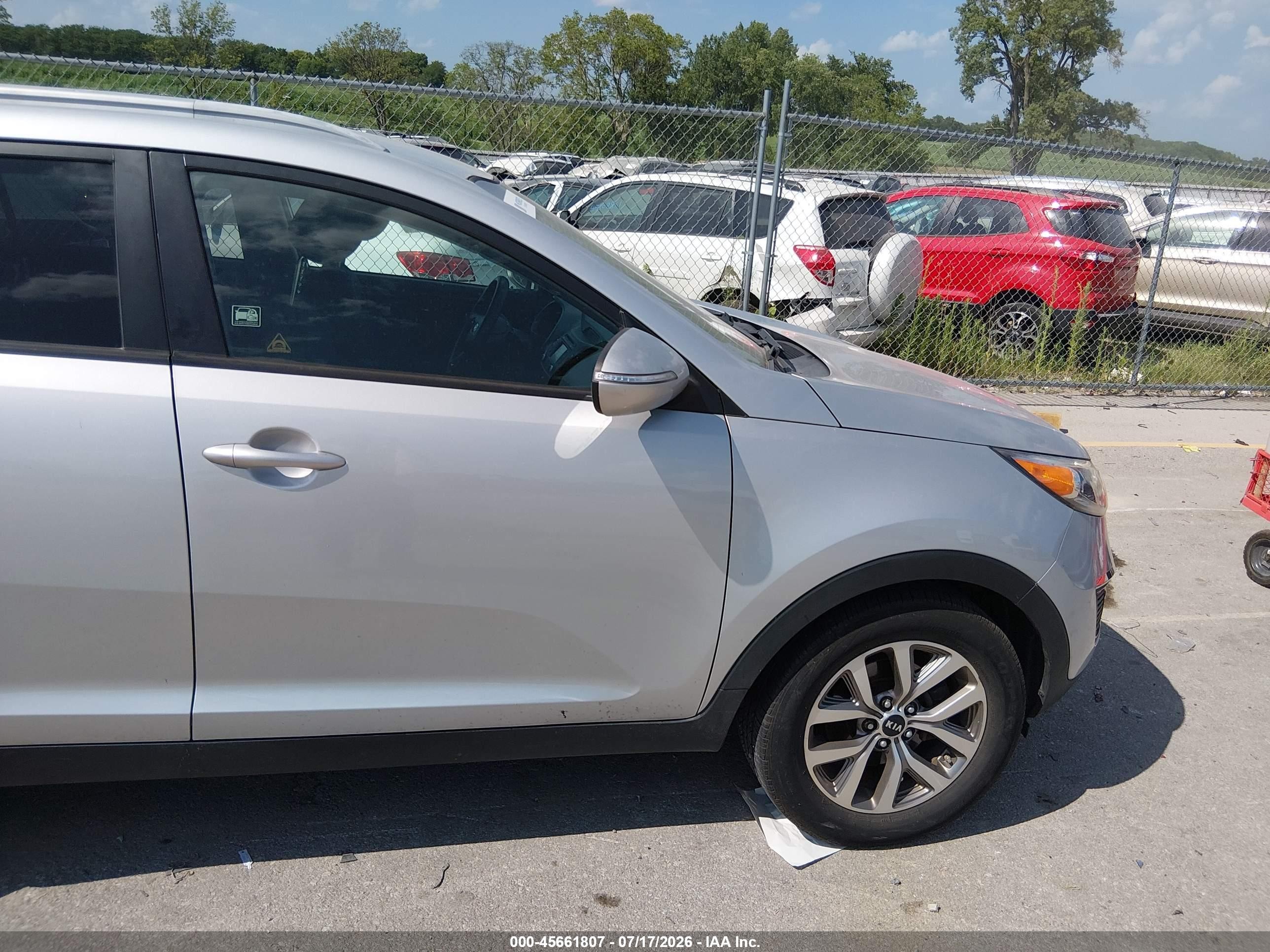 2014 Kia Sportage Lx Silver vin: KNDPB3AC3E7557793