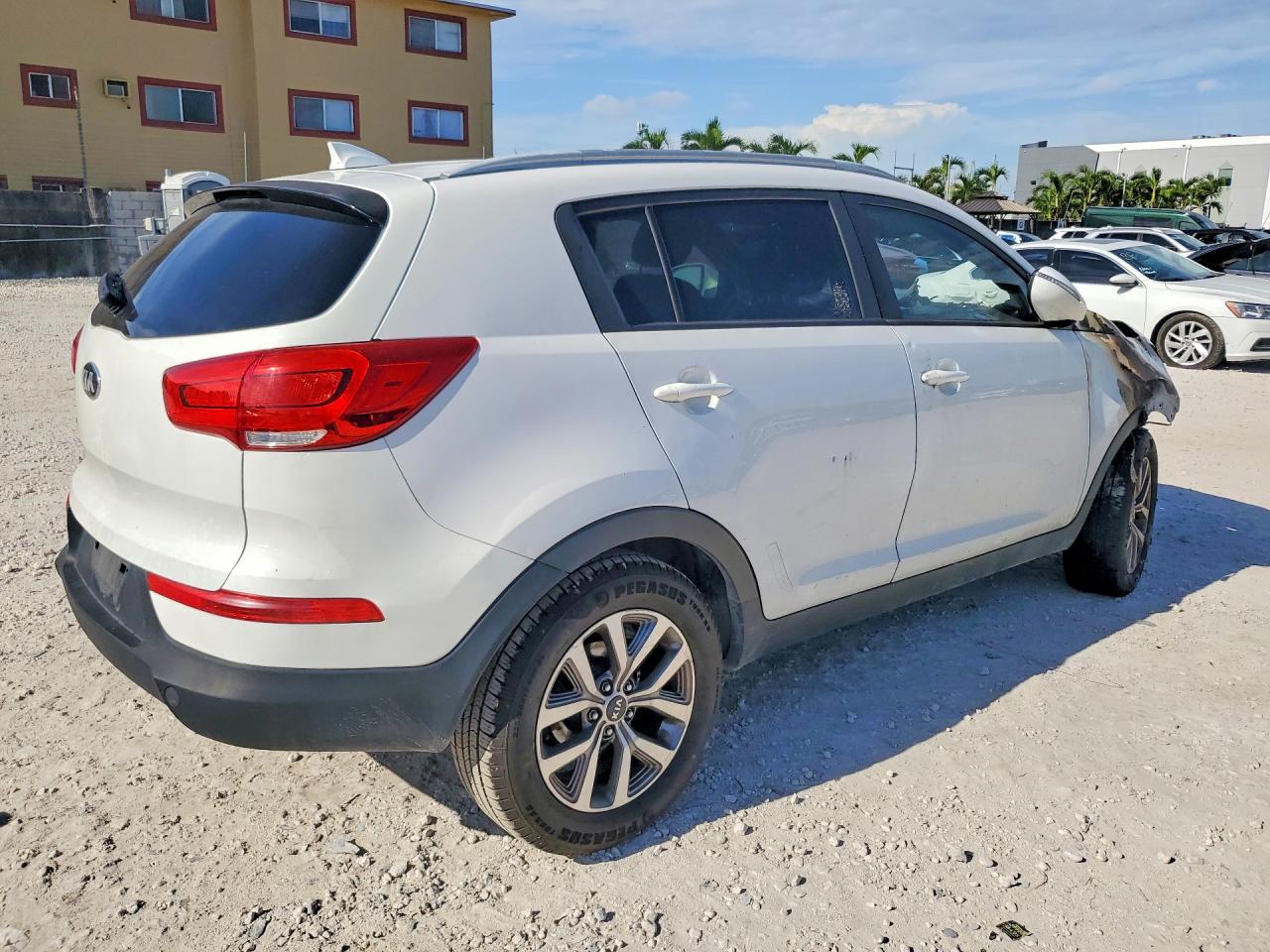2015 Kia Sportage Lx White vin: KNDPB3AC3F7712327