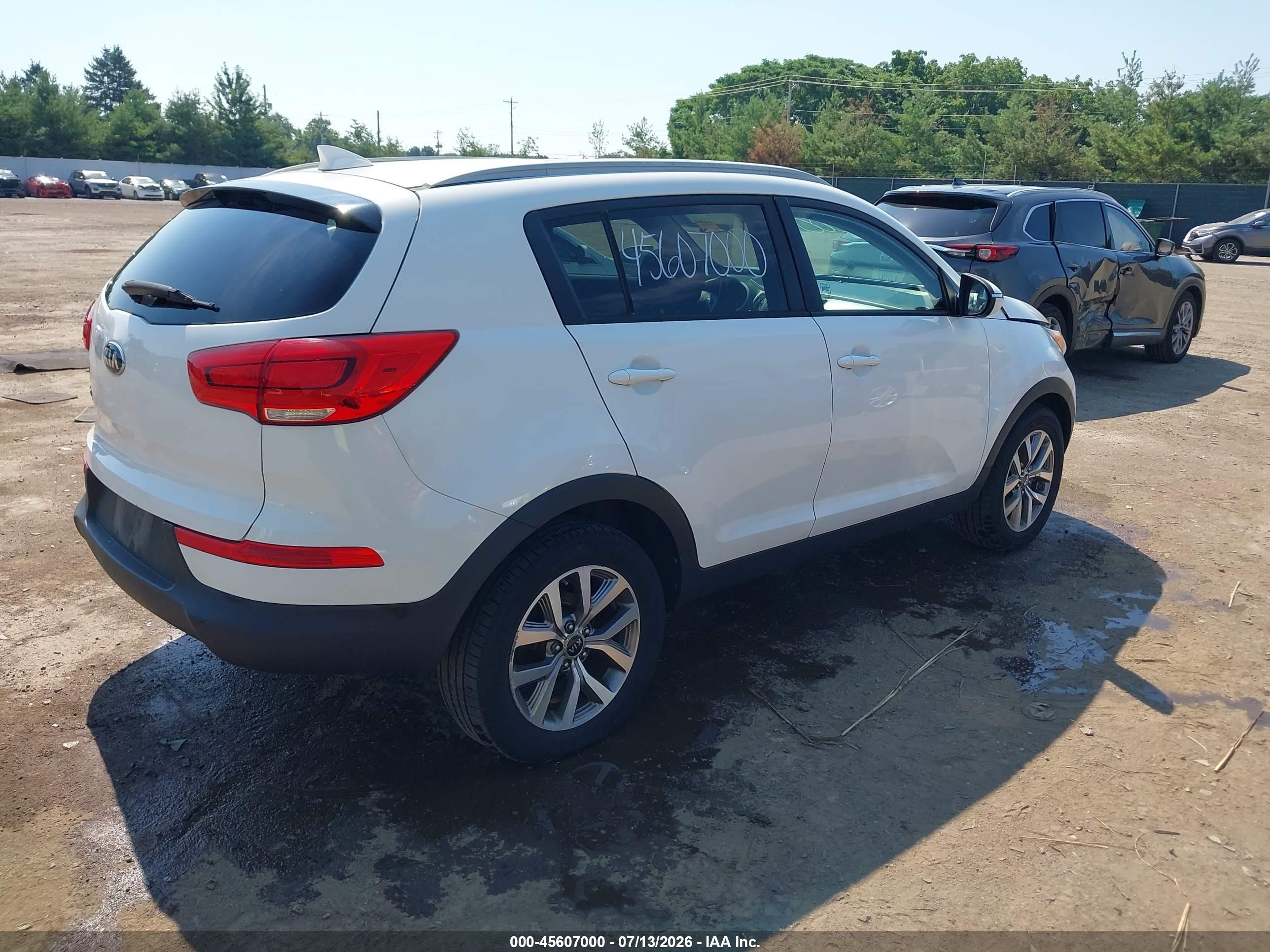 2015 Kia Sportage Lx White vin: KNDPB3AC3F7735610