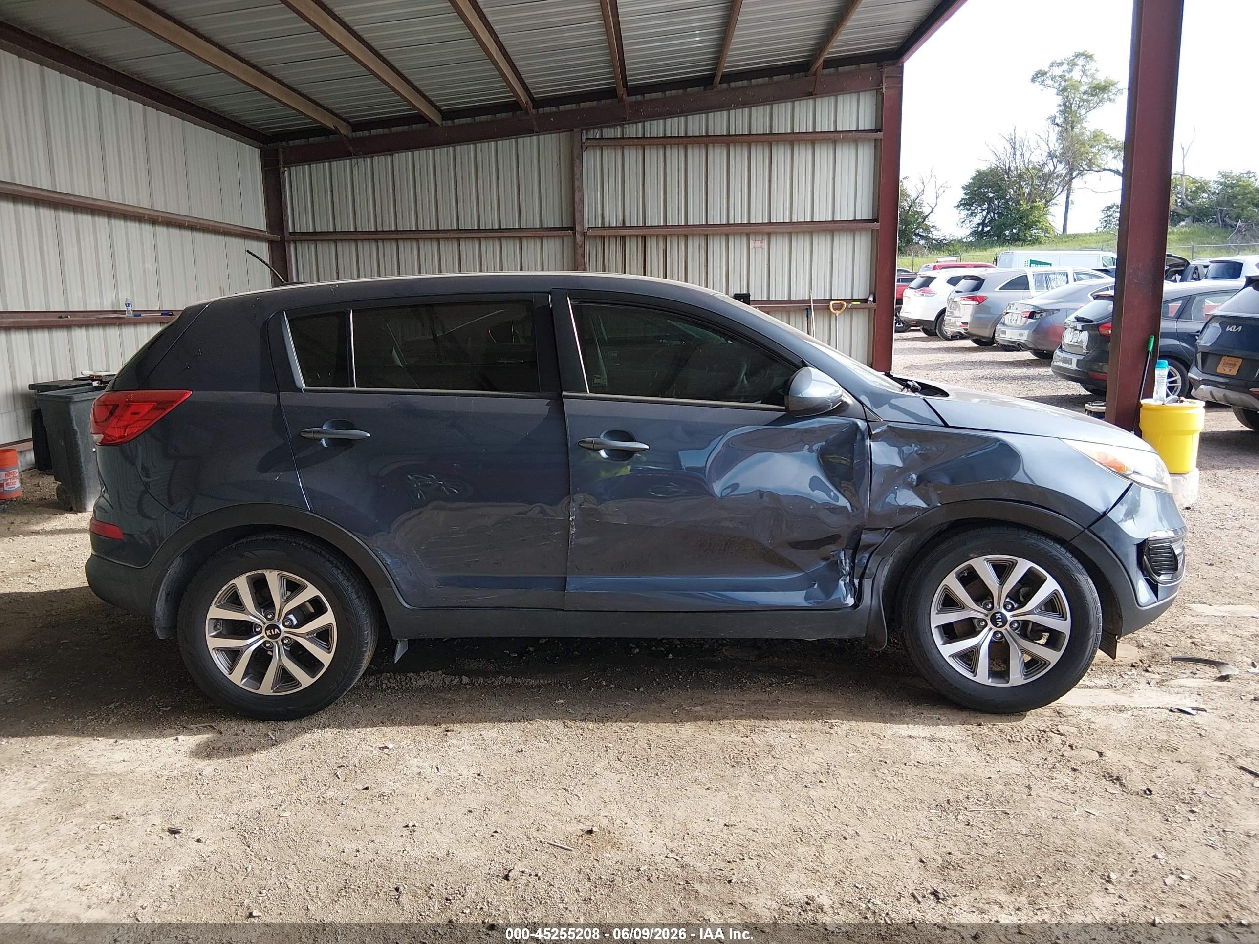 2015 Kia Sportage Lx Blue vin: KNDPB3AC3F7785617