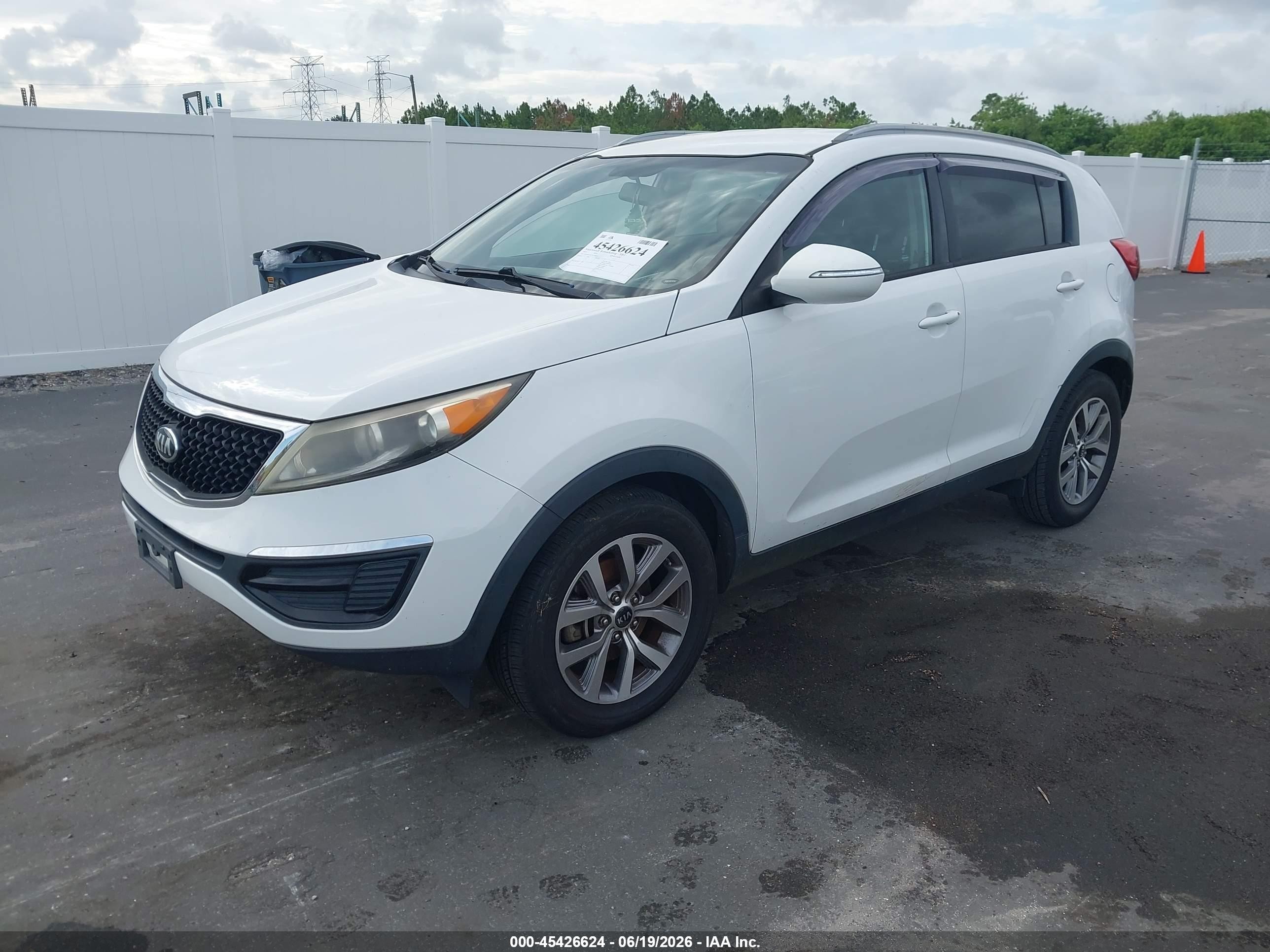 2015 Kia Sportage Lx White vin: KNDPB3AC3F7787447
