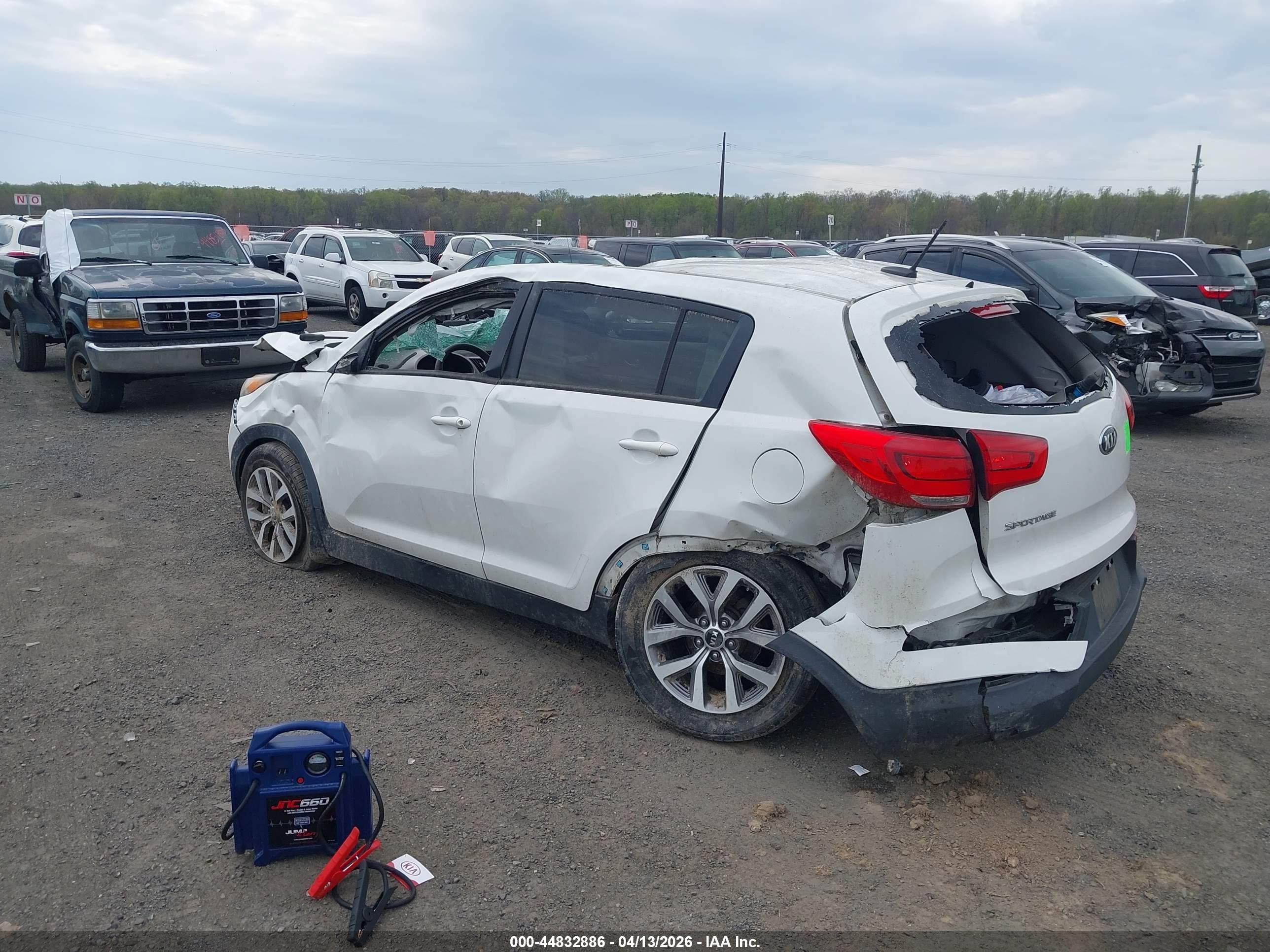 2016 Kia Sportage Lx Белый vin: KNDPB3AC3G7834140