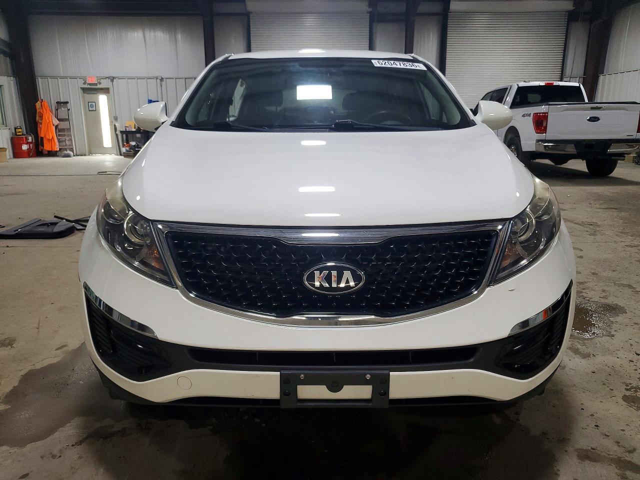 2014 Kia Sportage Lx White vin: KNDPB3AC4E7574151