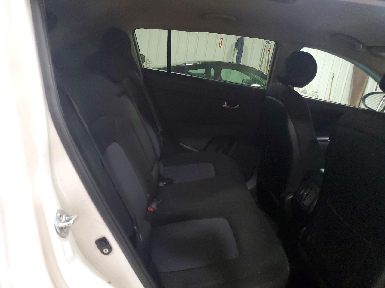 2014 Kia Sportage Lx White vin: KNDPB3AC4E7574151