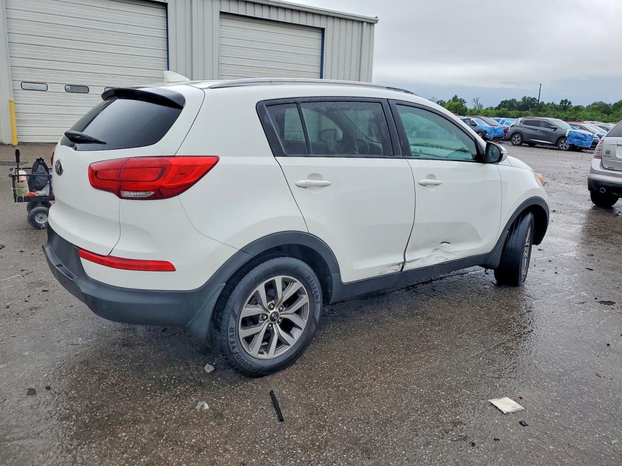 2014 Kia Sportage Lx White vin: KNDPB3AC4E7600263
