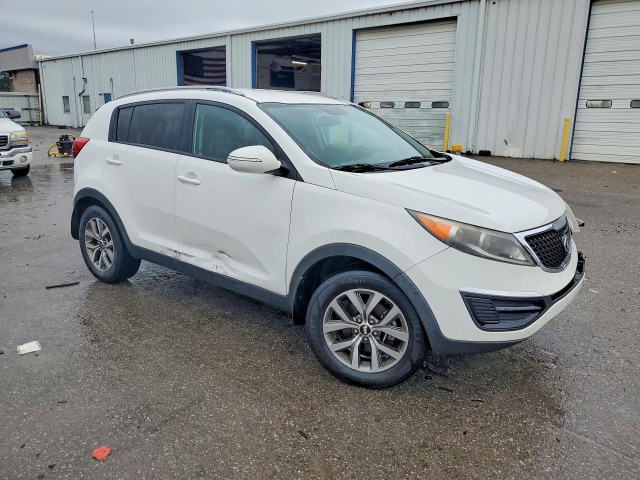 2014 Kia Sportage Lx White vin: KNDPB3AC4E7600263