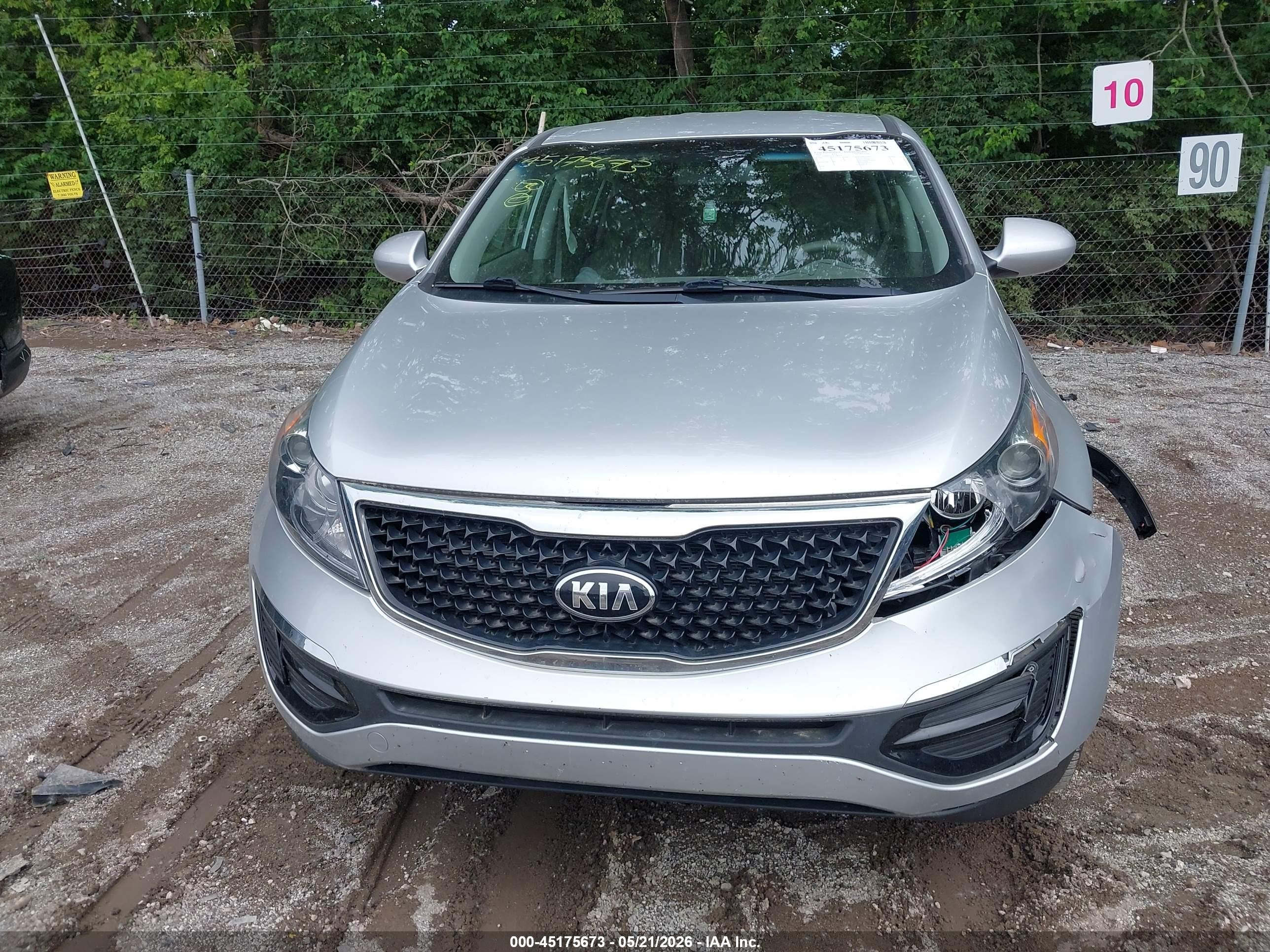 2015 Kia Sportage Lx Silver vin: KNDPB3AC4F7687079