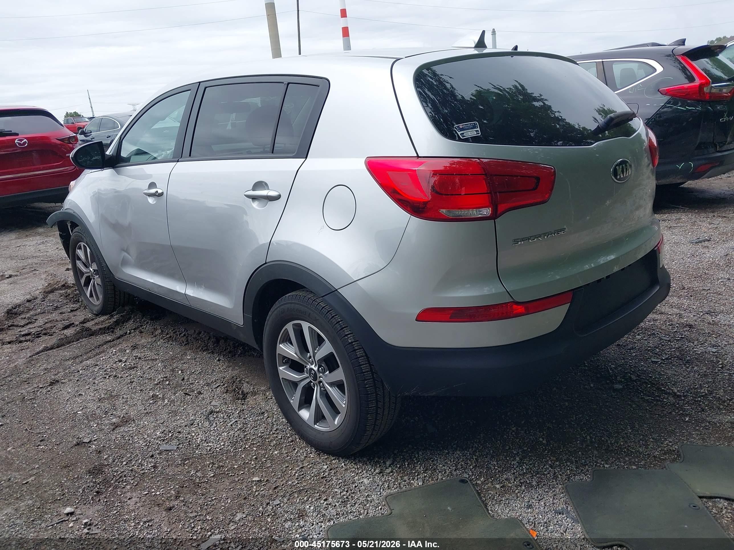 2015 Kia Sportage Lx Silver vin: KNDPB3AC4F7687079