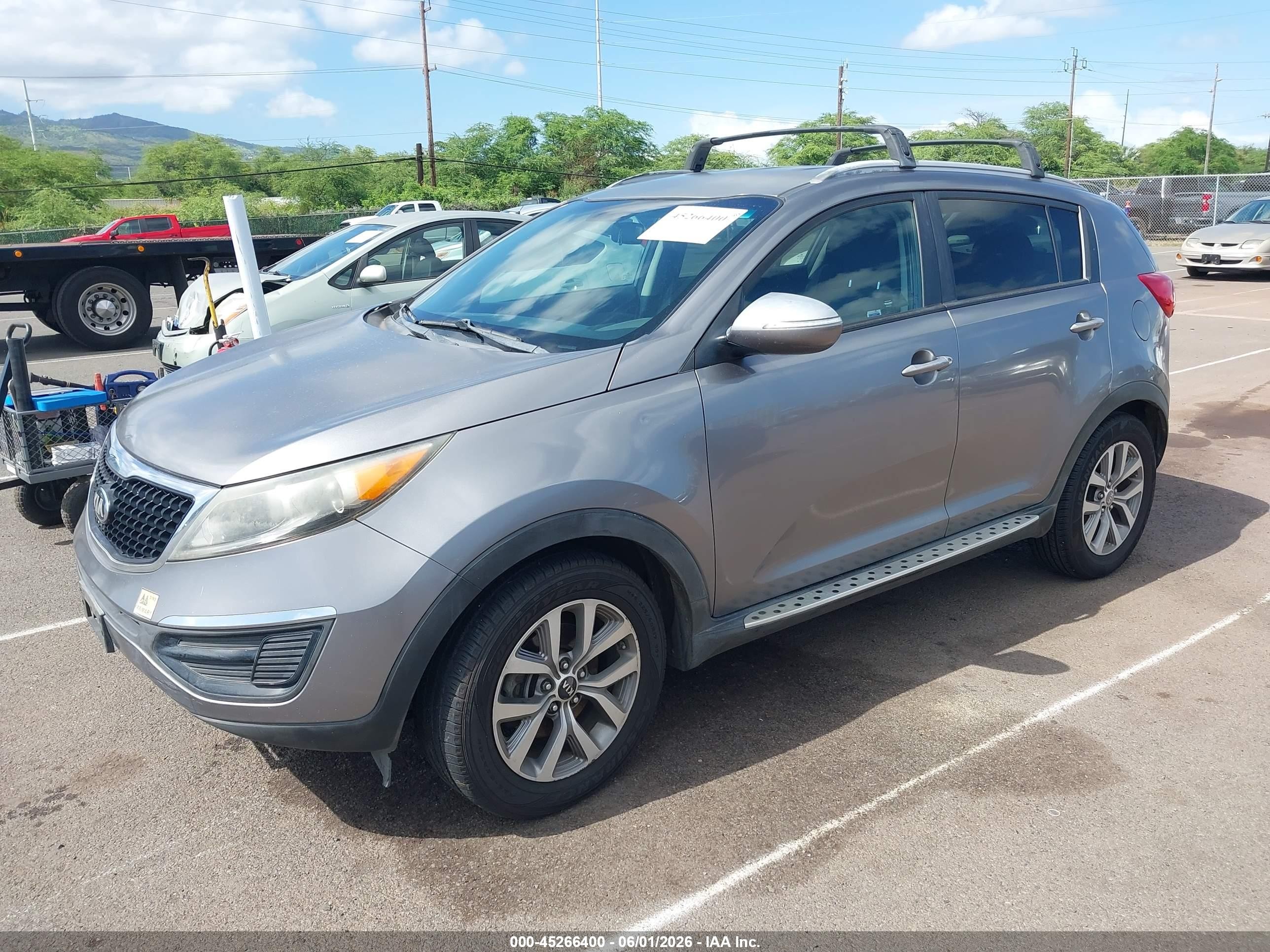 2015 Kia Sportage Lx Gray vin: KNDPB3AC4F7777090