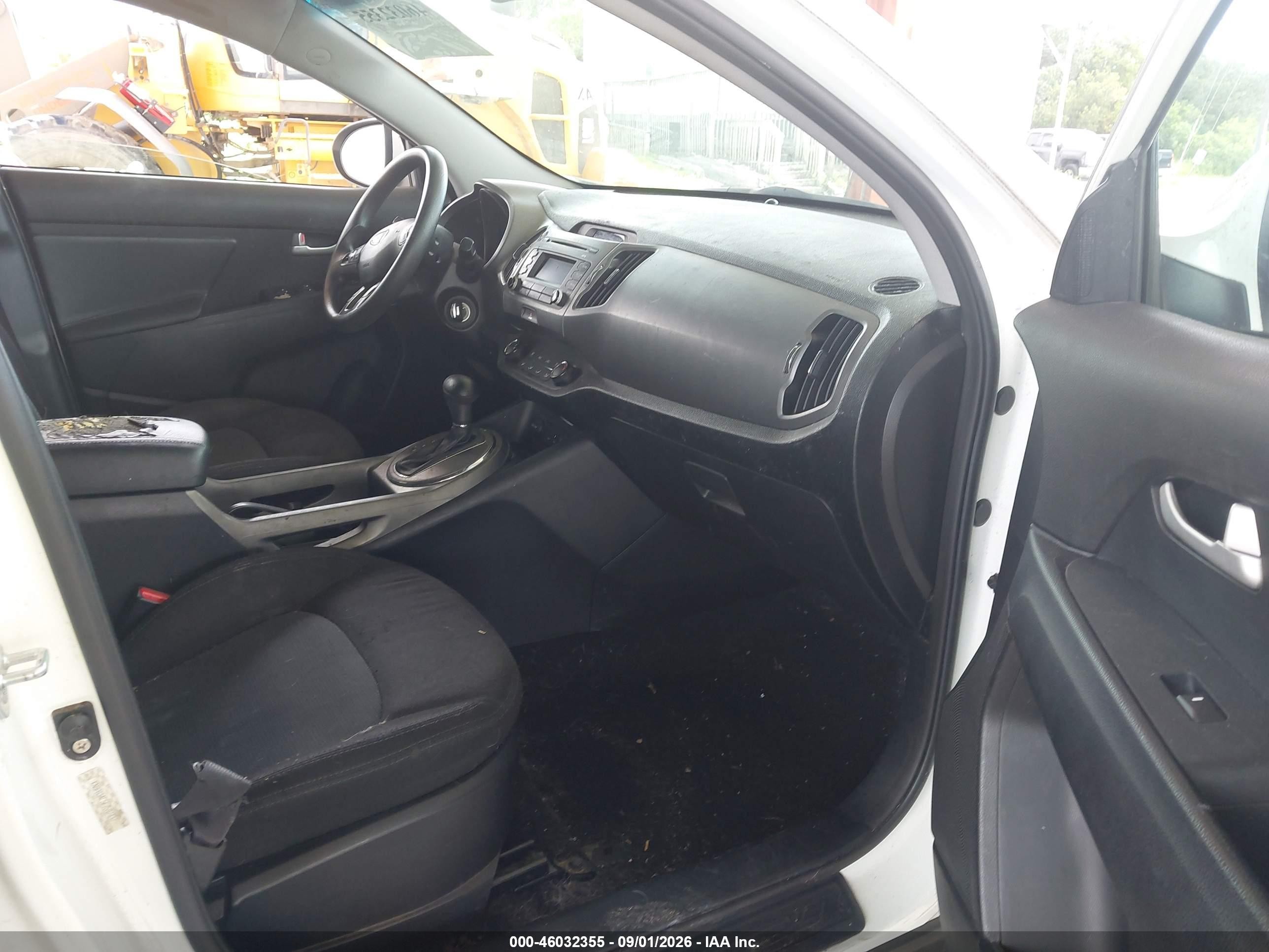 2014 Kia Sportage Lx White vin: KNDPB3AC5E7597437