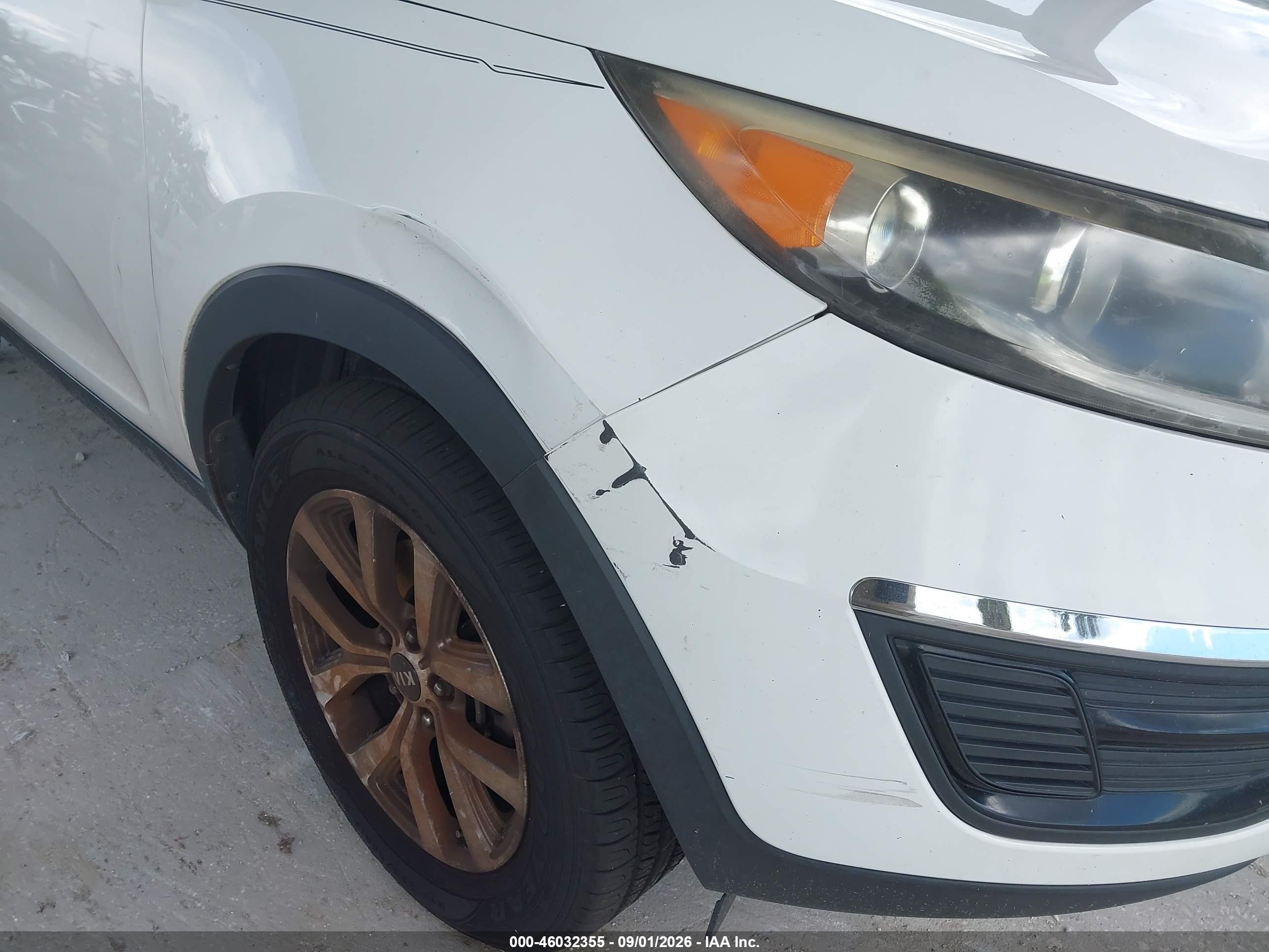 2014 Kia Sportage Lx White vin: KNDPB3AC5E7597437