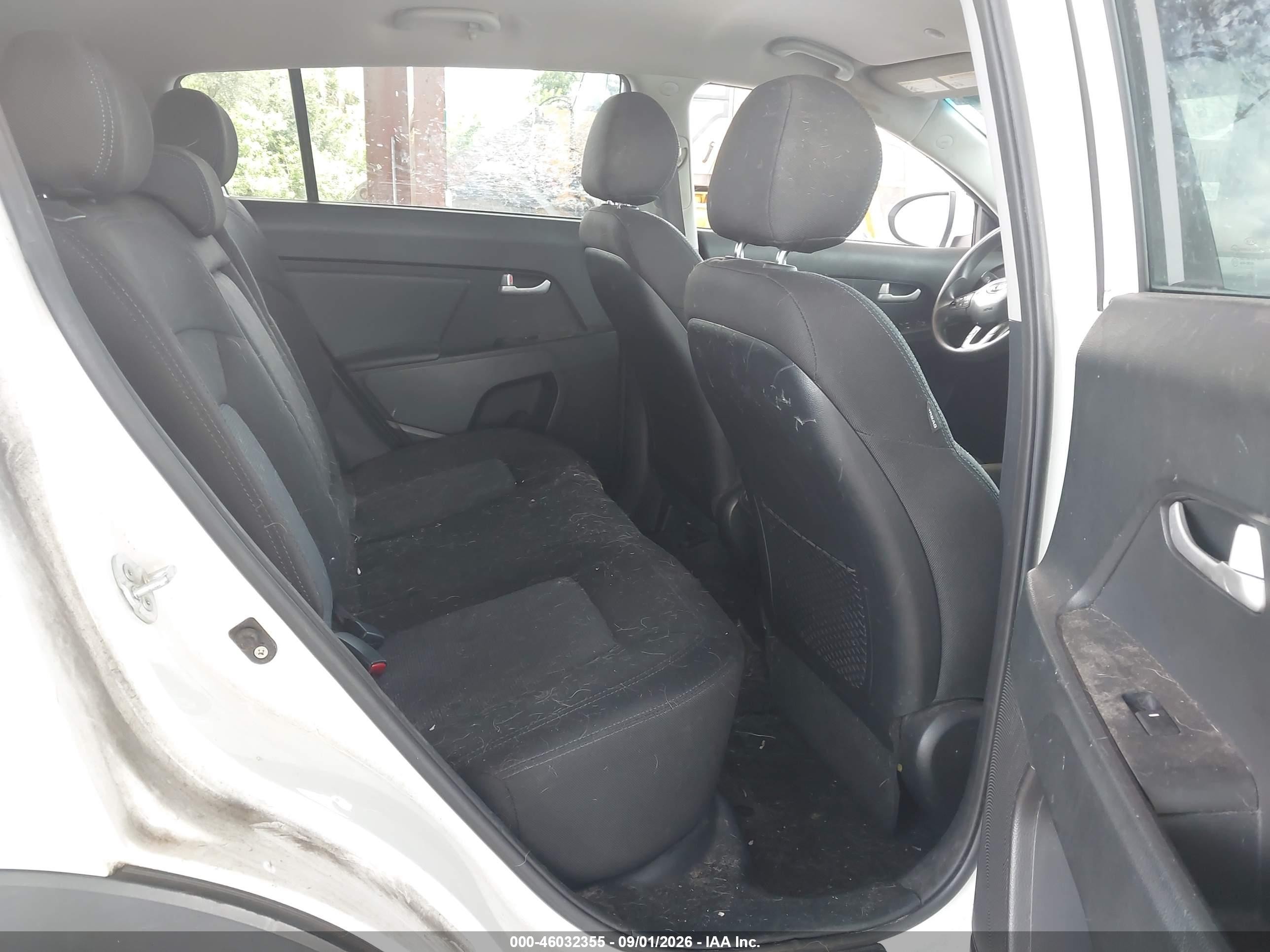 2014 Kia Sportage Lx White vin: KNDPB3AC5E7597437