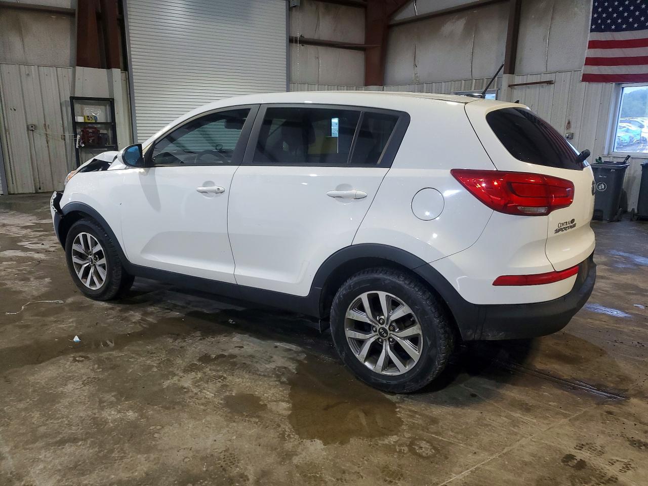 2015 Kia Sportage Lx White vin: KNDPB3AC5F7727959