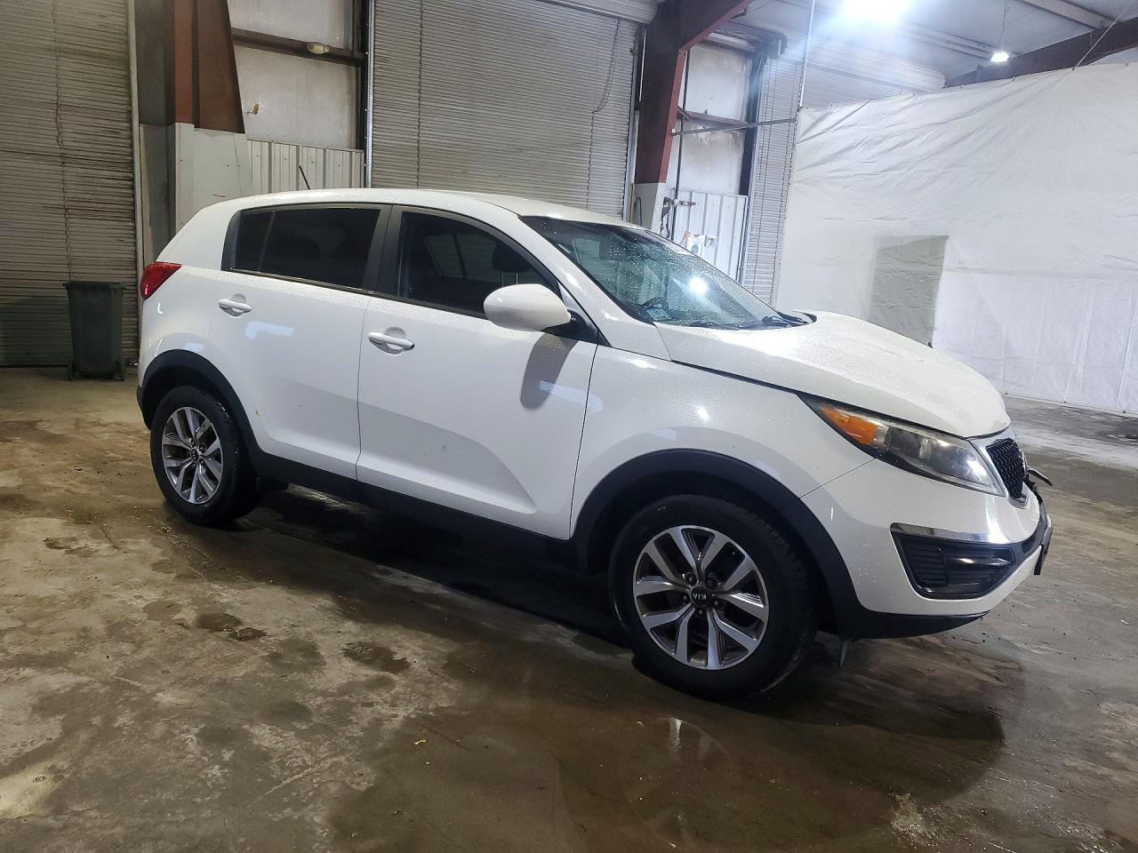 2015 Kia Sportage Lx White vin: KNDPB3AC5F7727959