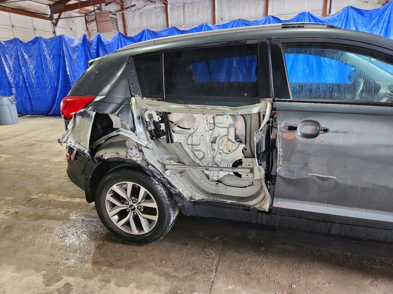 2015 Kia Sportage Lx Серый vin: KNDPB3AC5F7770066