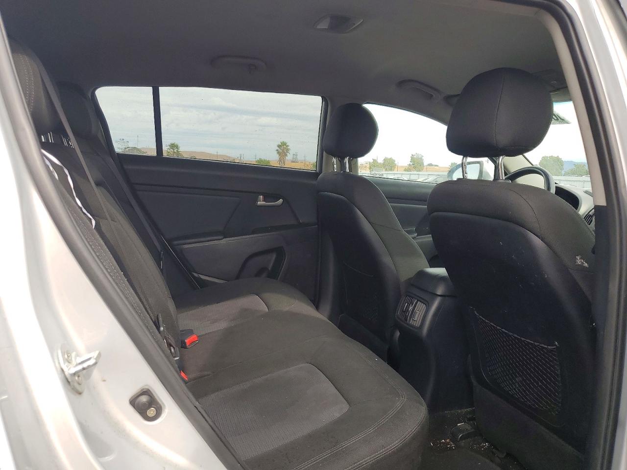 2014 Kia Sportage Lx Silver vin: KNDPB3AC6E7562518