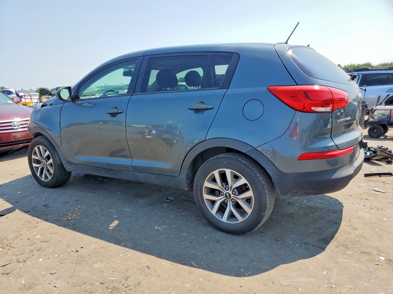 2015 Kia Sportage Lx Gray vin: KNDPB3AC6F7685723