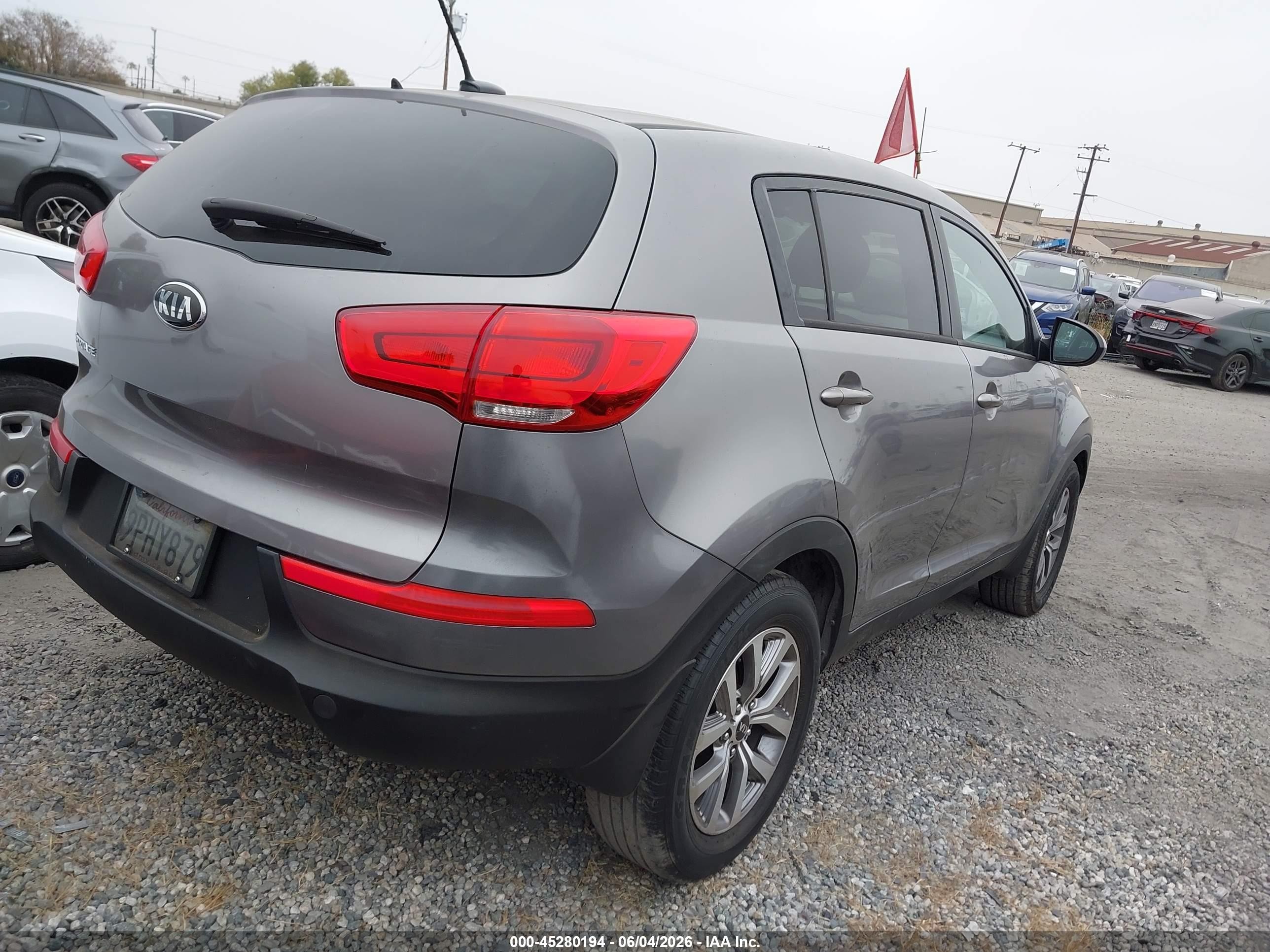 2015 Kia Sportage Lx Gray vin: KNDPB3AC6F7686113