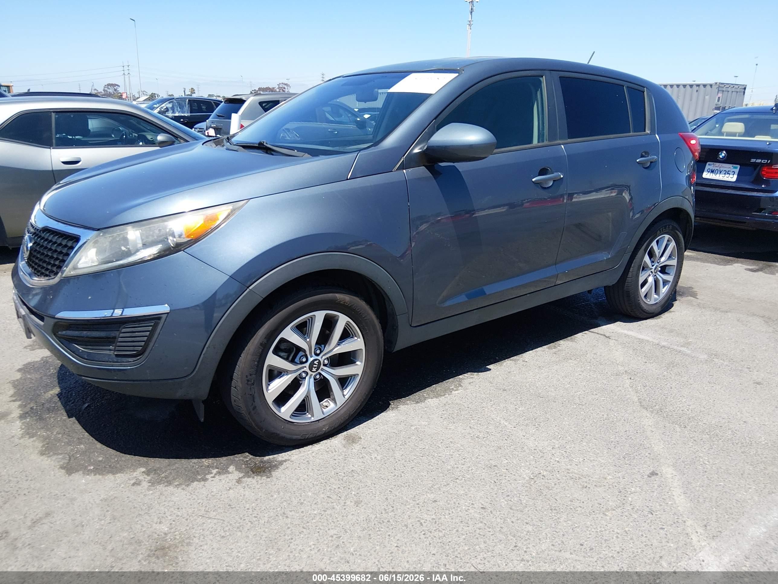 2015 Kia Sportage Lx Blue vin: KNDPB3AC6F7728957