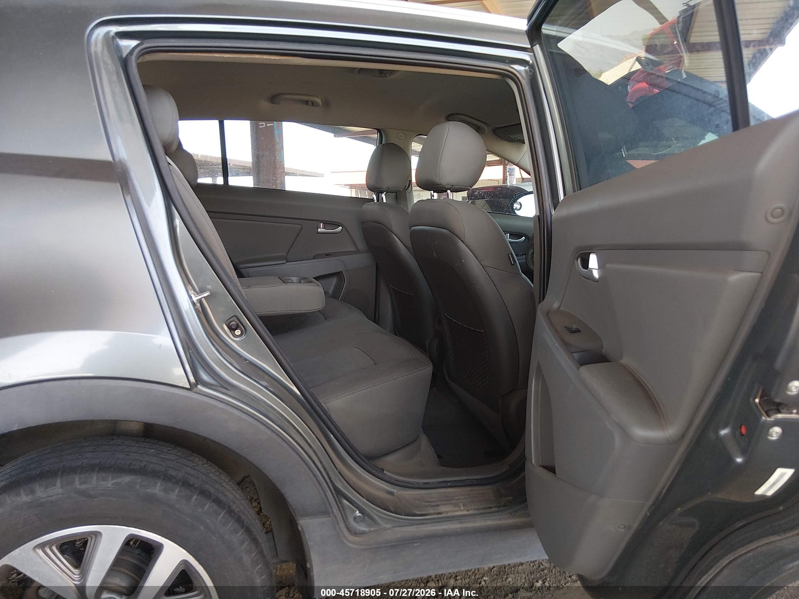 2015 Kia Sportage Lx Серый vin: KNDPB3AC6F7754118