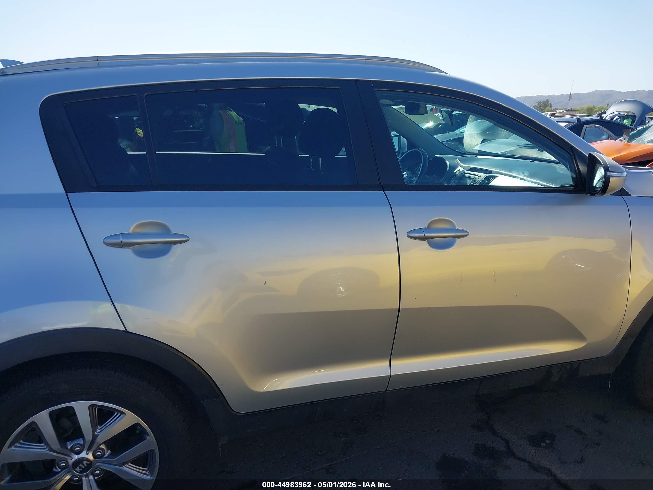 2015 Kia Sportage Lx Silver vin: KNDPB3AC6F7760033