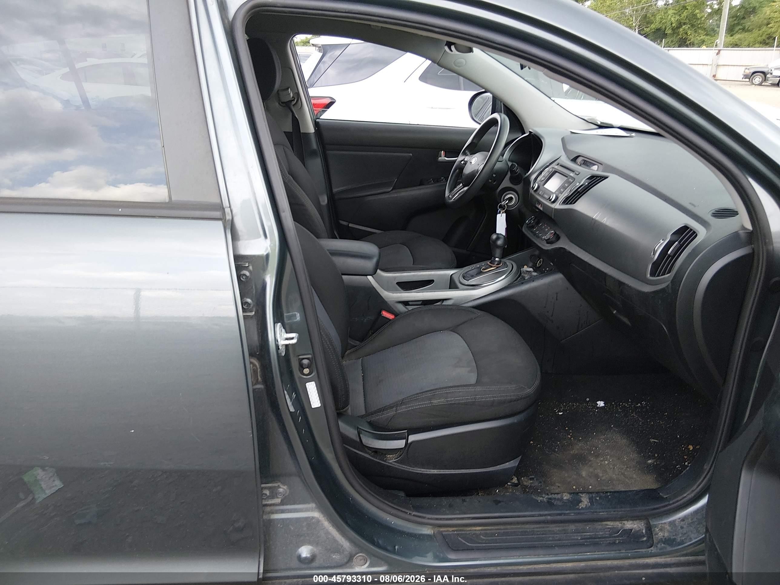2015 Kia Sportage Lx Gray vin: KNDPB3AC6F7763207