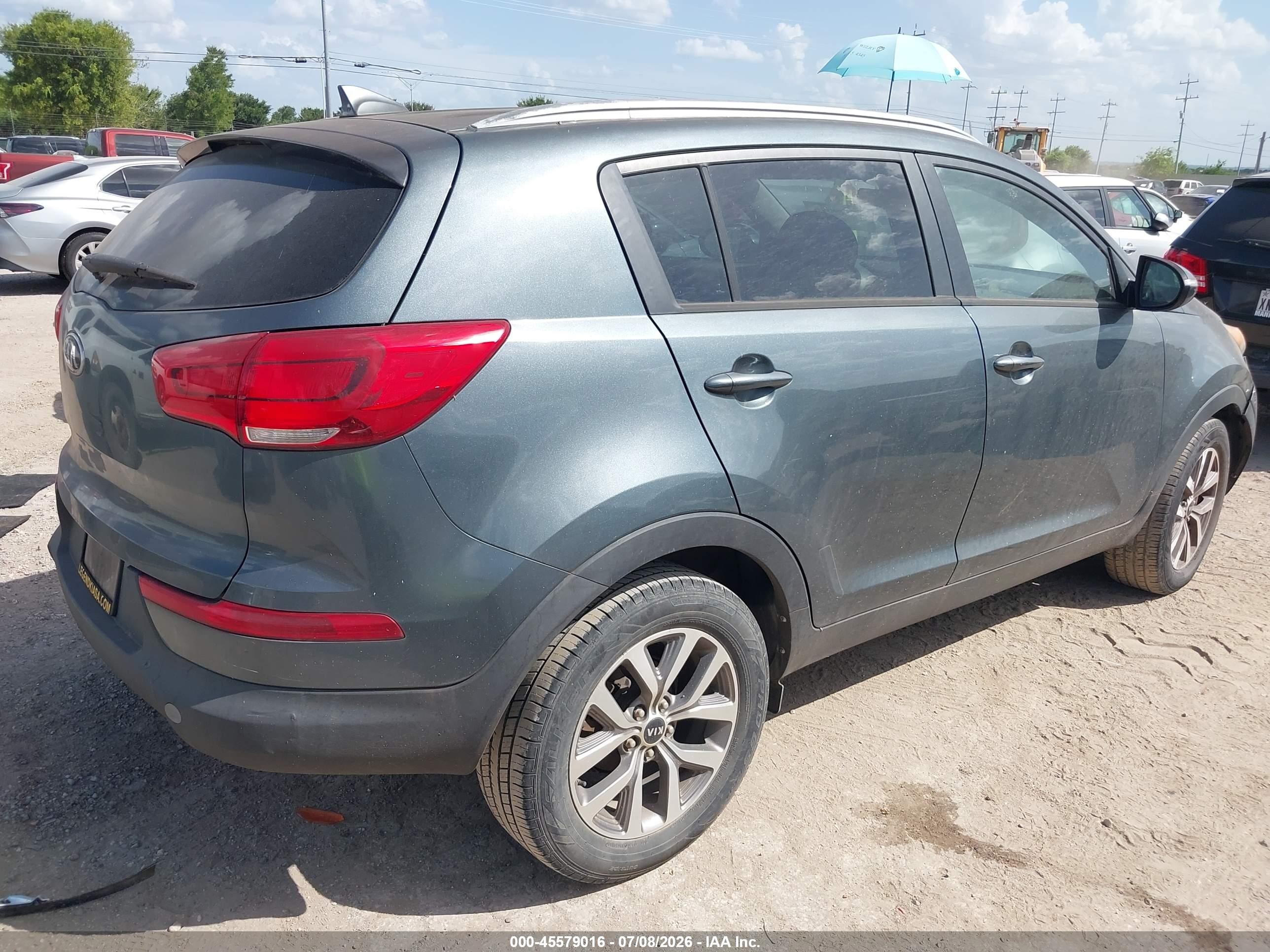 2015 Kia Sportage Lx Серый vin: KNDPB3AC6F7764874
