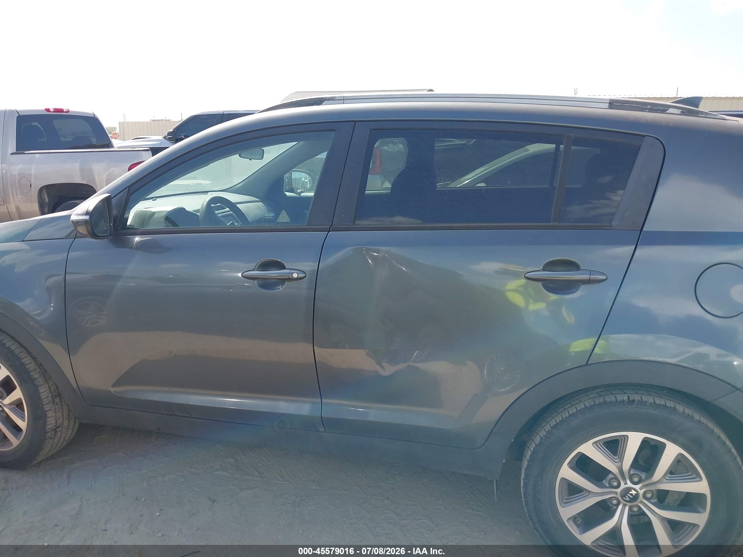 2015 Kia Sportage Lx Серый vin: KNDPB3AC6F7764874