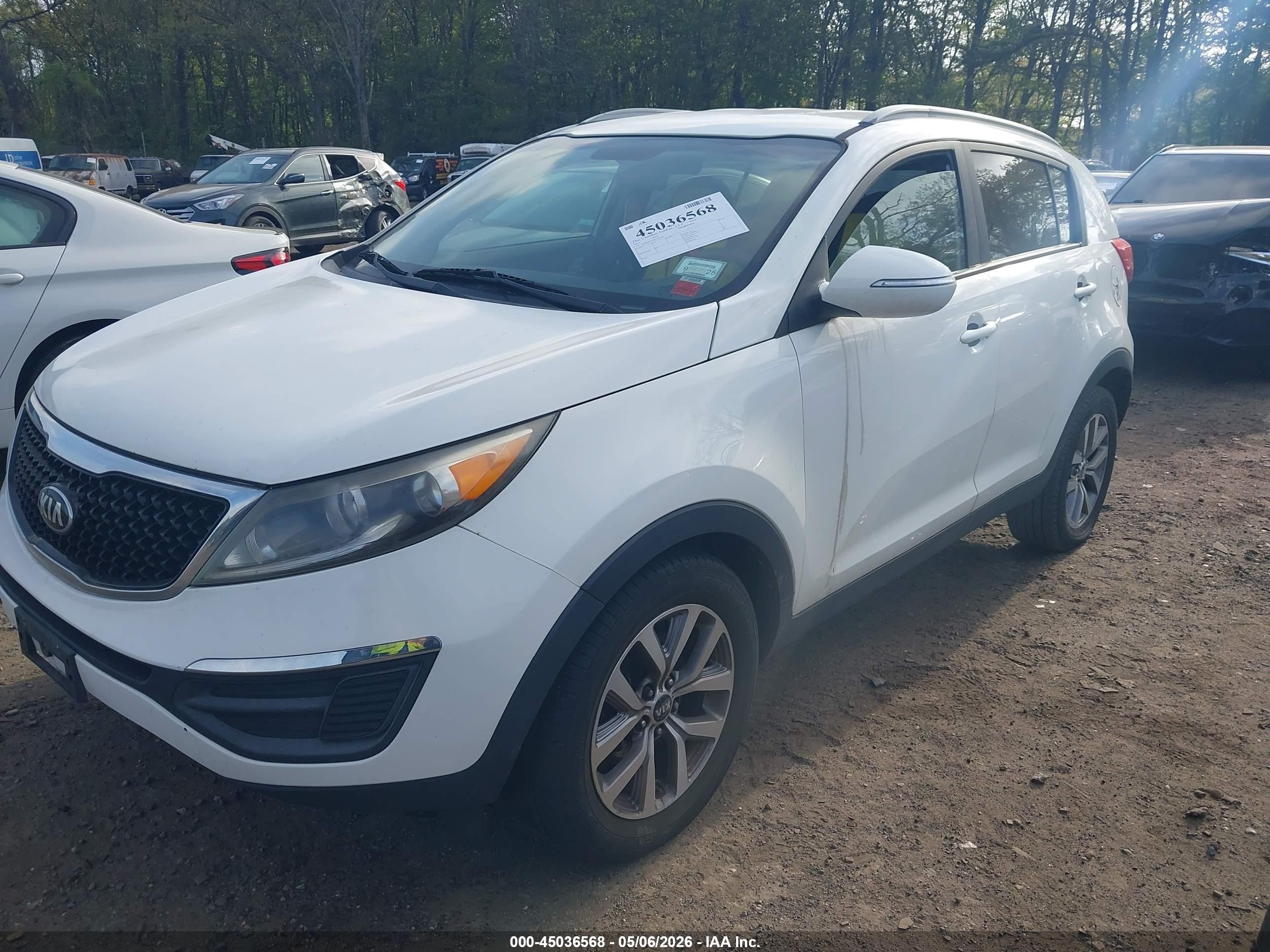 2015 Kia Sportage Lx White vin: KNDPB3AC6F7781397