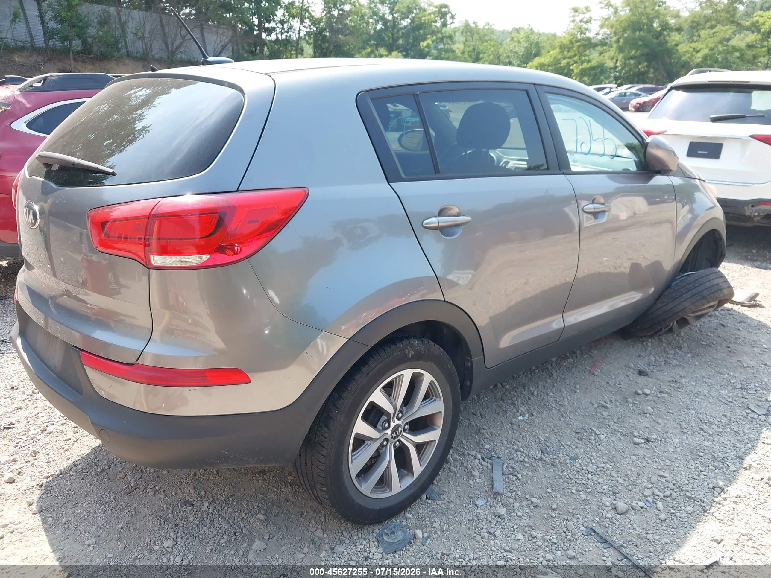 2015 Kia Sportage Lx Gray vin: KNDPB3AC6F7792528