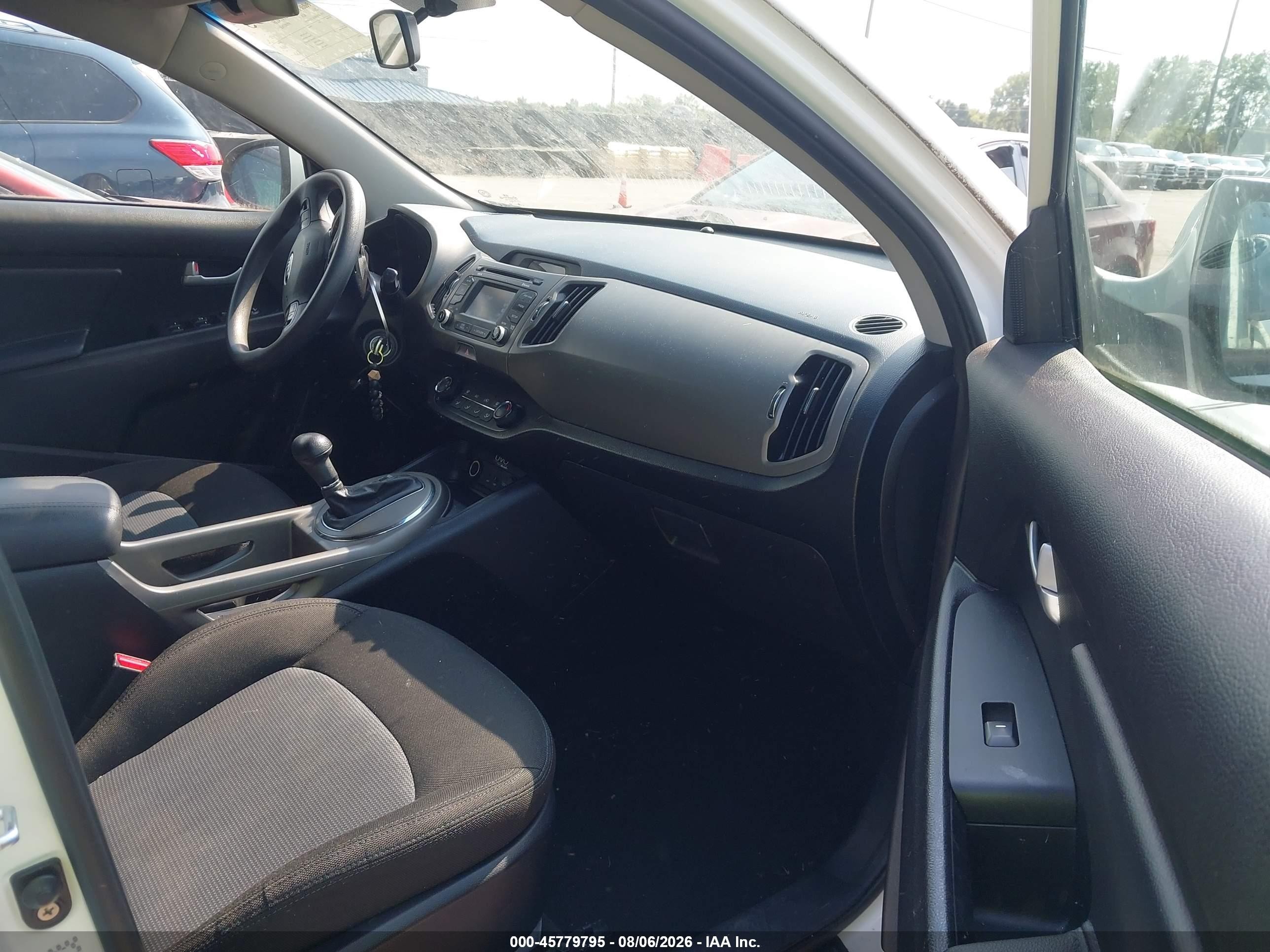 2014 Kia Sportage Lx White vin: KNDPB3AC7E7548093
