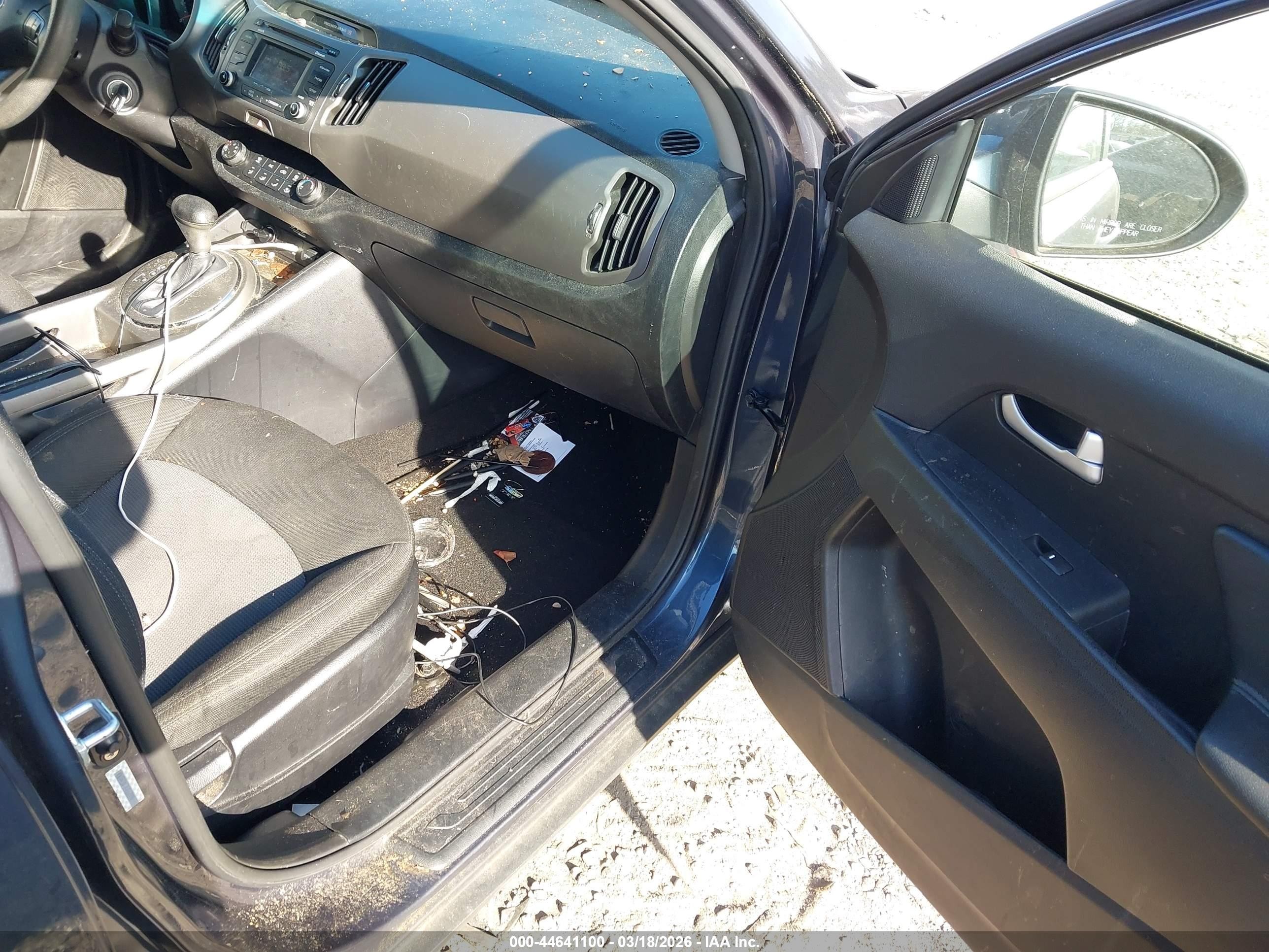 2014 Kia Sportage Lx Gray vin: KNDPB3AC7E7557229