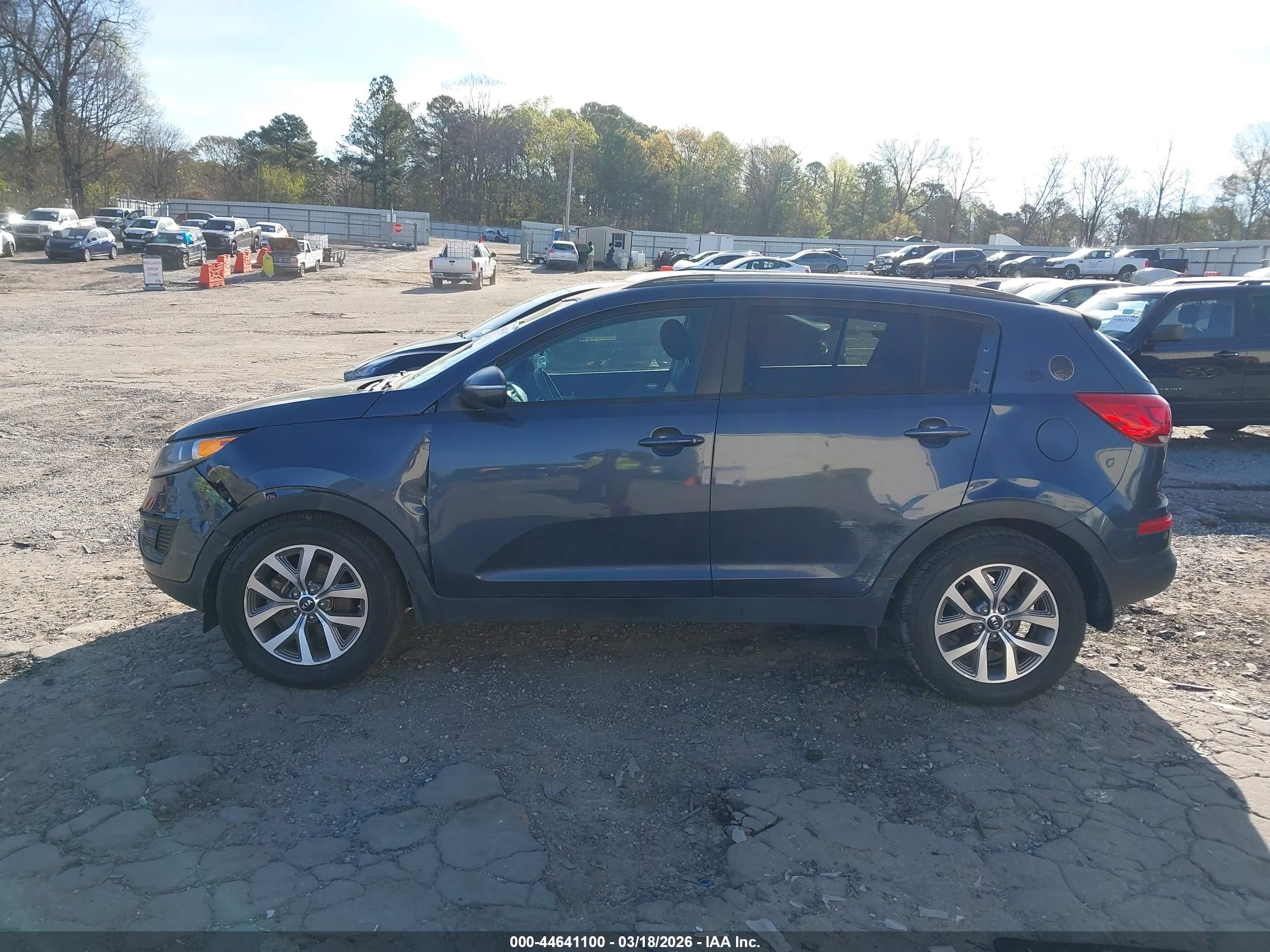 2014 Kia Sportage Lx Gray vin: KNDPB3AC7E7557229
