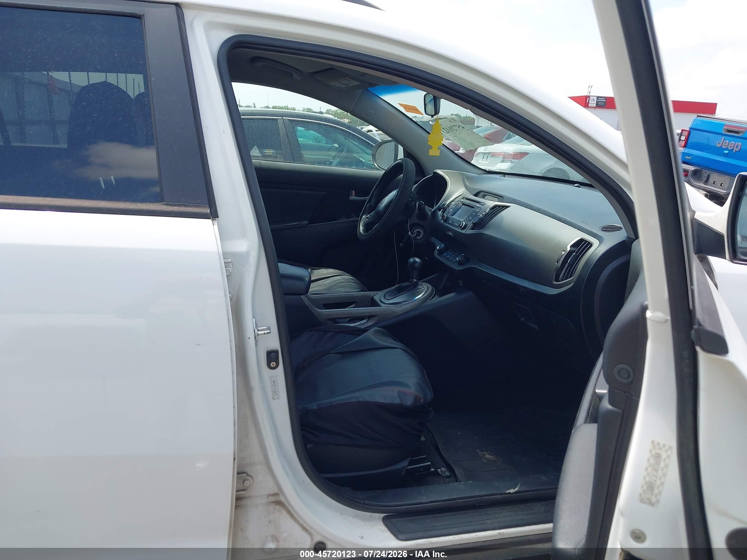 2014 Kia Sportage Lx White vin: KNDPB3AC7E7566321