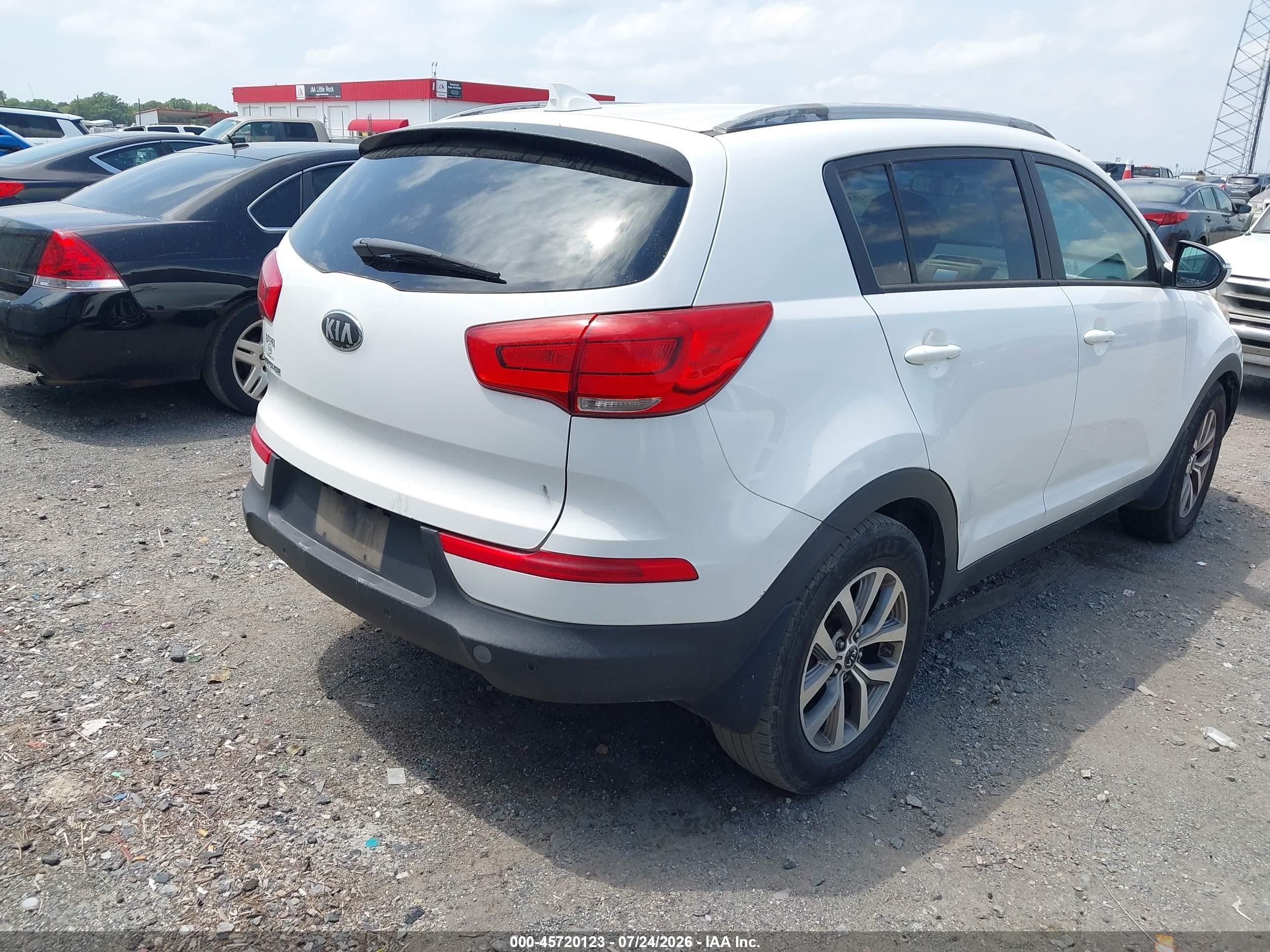 2014 Kia Sportage Lx White vin: KNDPB3AC7E7566321