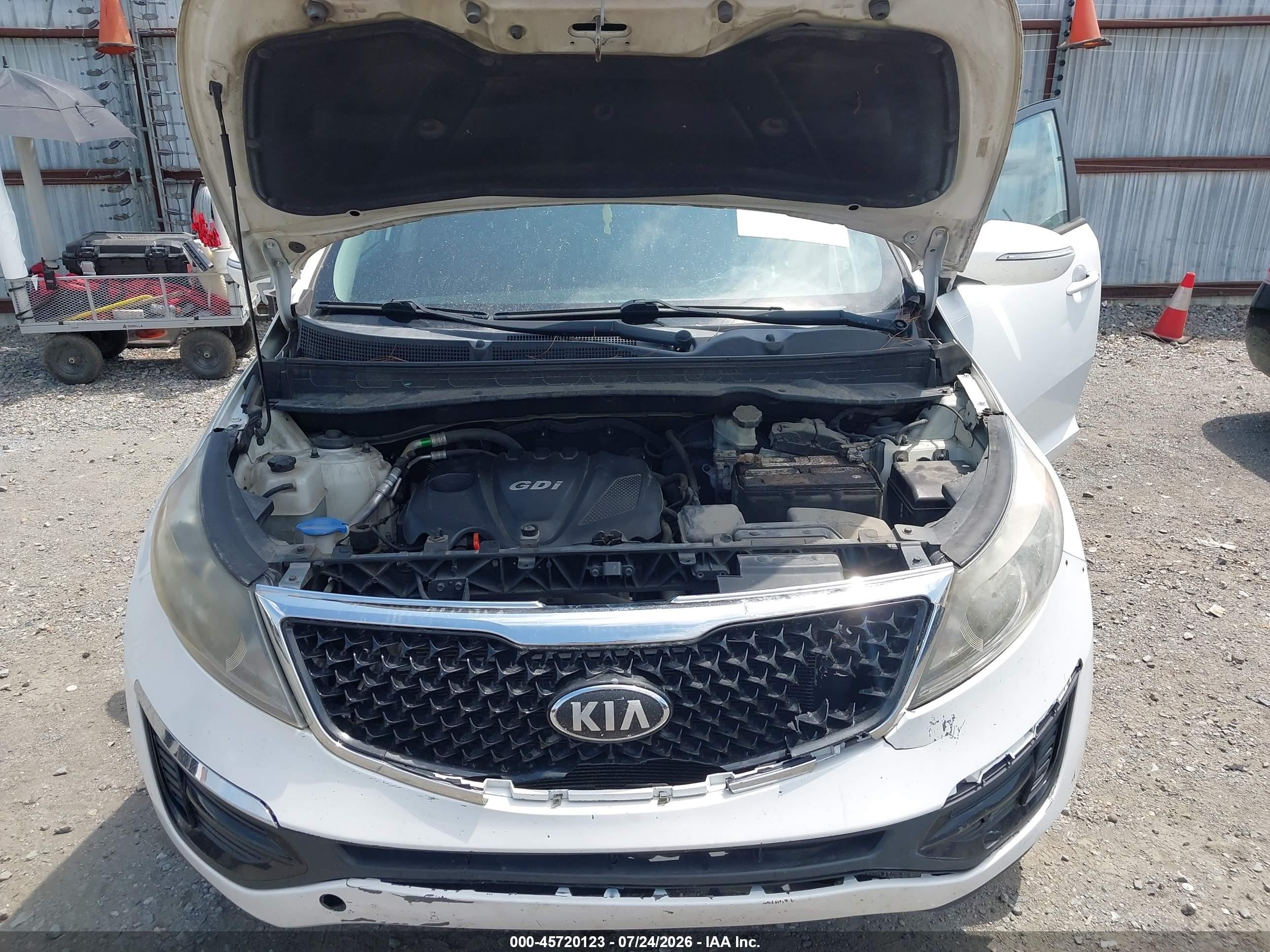 2014 Kia Sportage Lx White vin: KNDPB3AC7E7566321