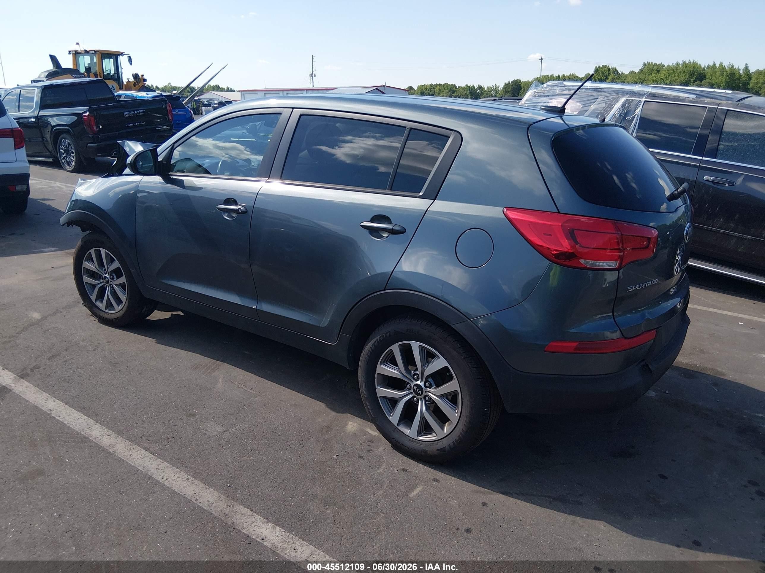 2015 Kia Sportage Lx Серый vin: KNDPB3AC7F7701024