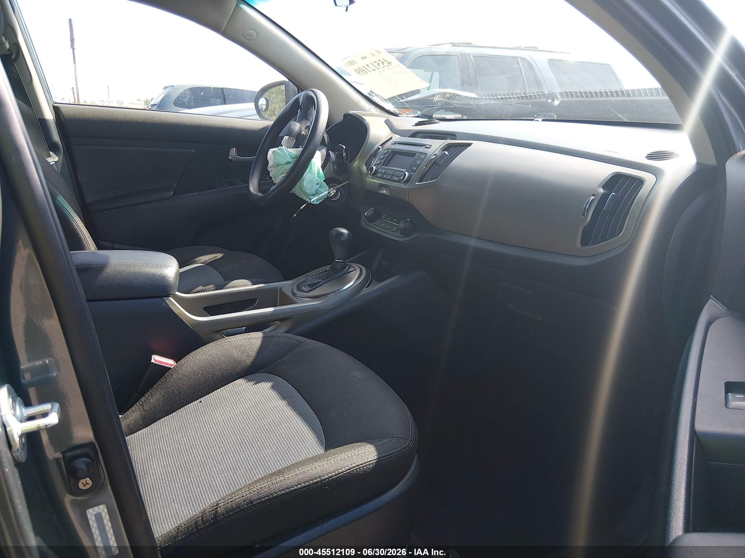 2015 Kia Sportage Lx Серый vin: KNDPB3AC7F7701024
