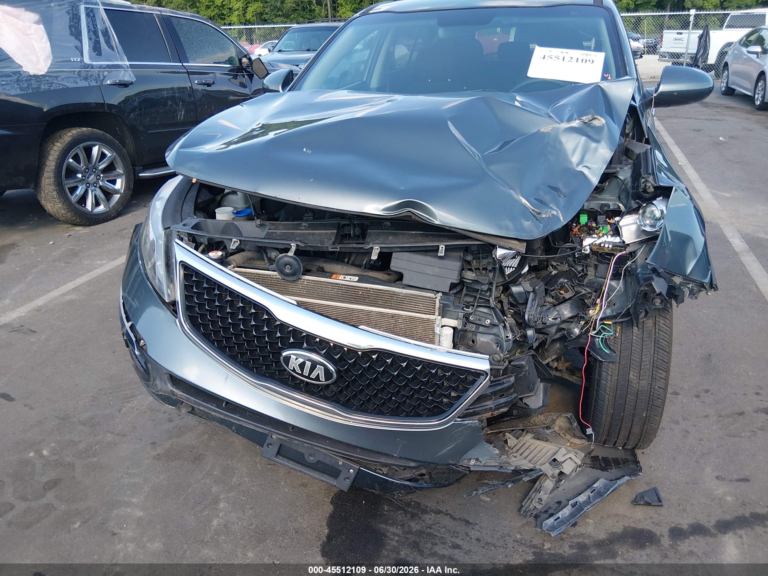 2015 Kia Sportage Lx Серый vin: KNDPB3AC7F7701024
