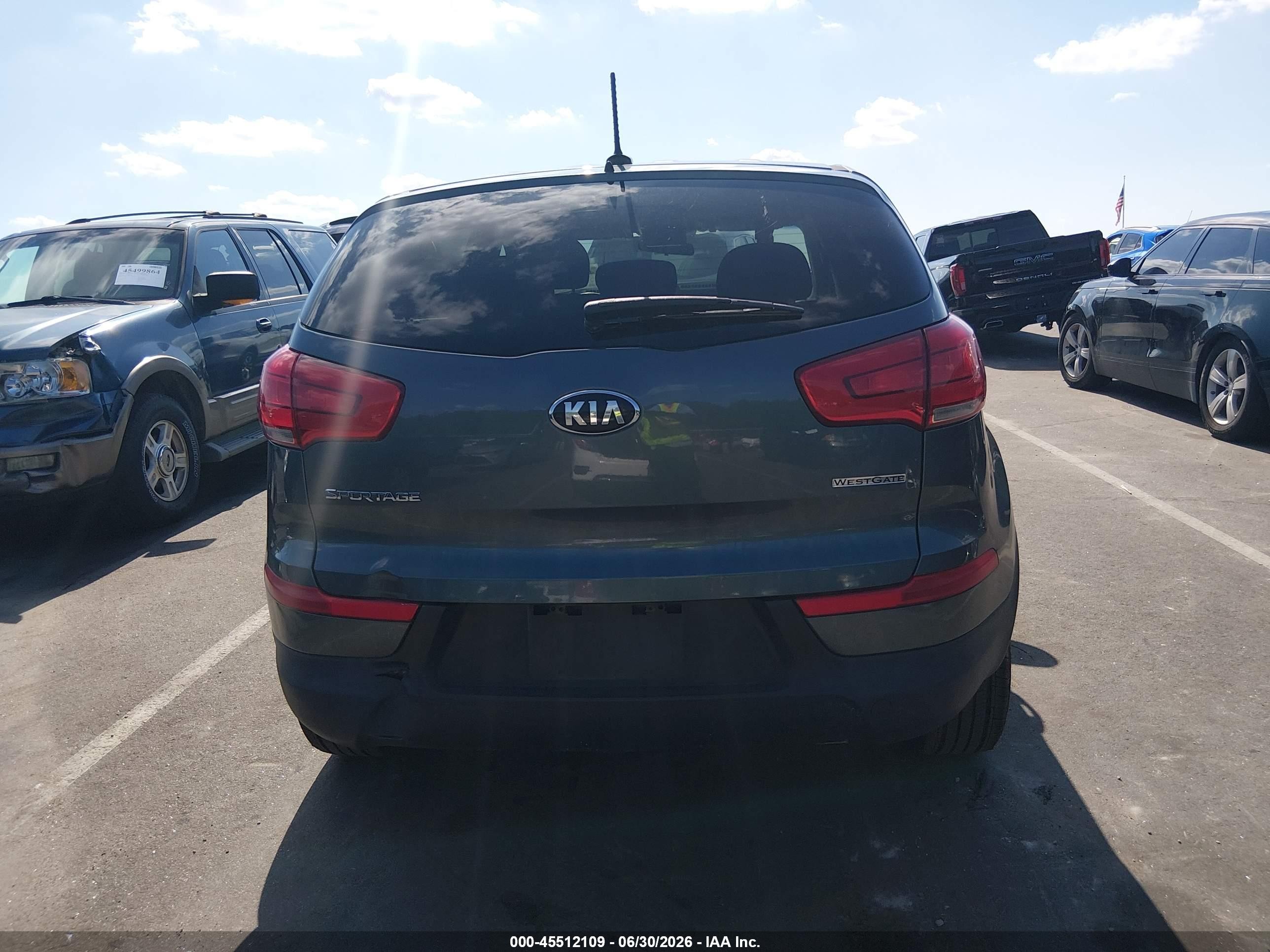 2015 Kia Sportage Lx Серый vin: KNDPB3AC7F7701024
