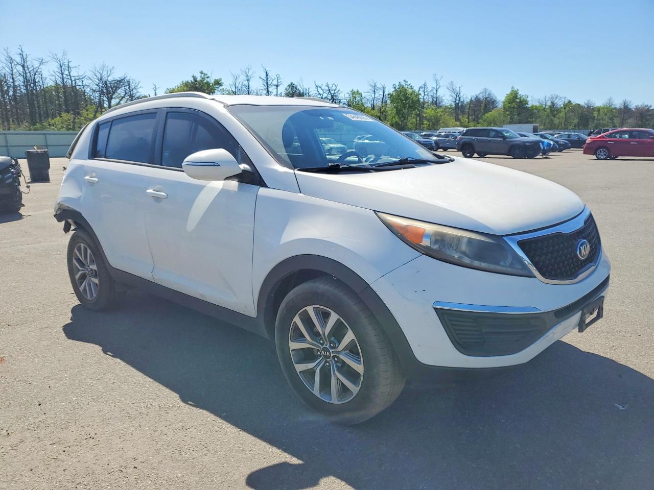 2015 Kia Sportage Lx White vin: KNDPB3AC7F7747579