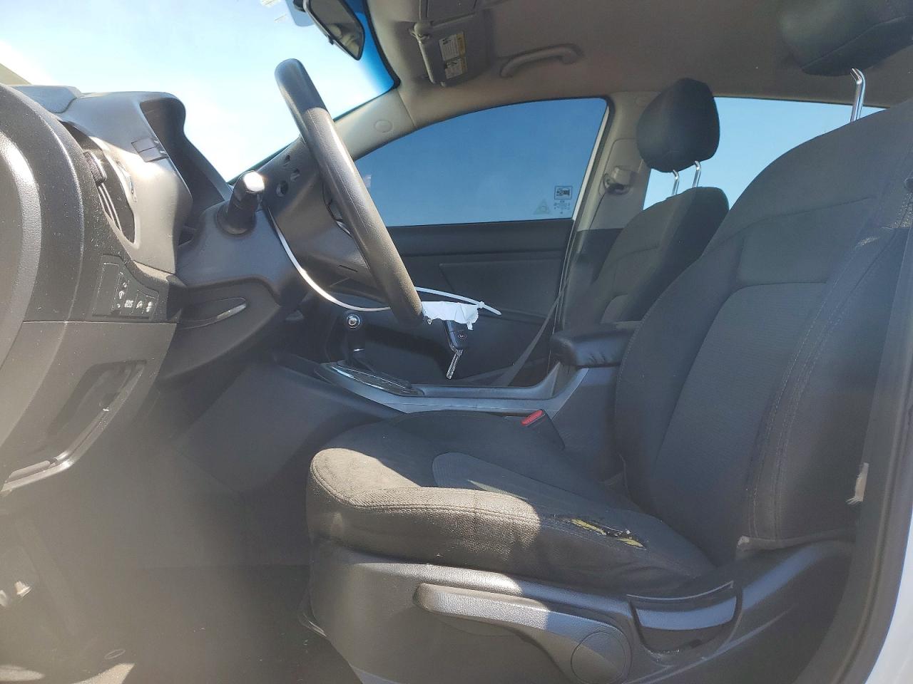 2015 Kia Sportage Lx White vin: KNDPB3AC7F7747579