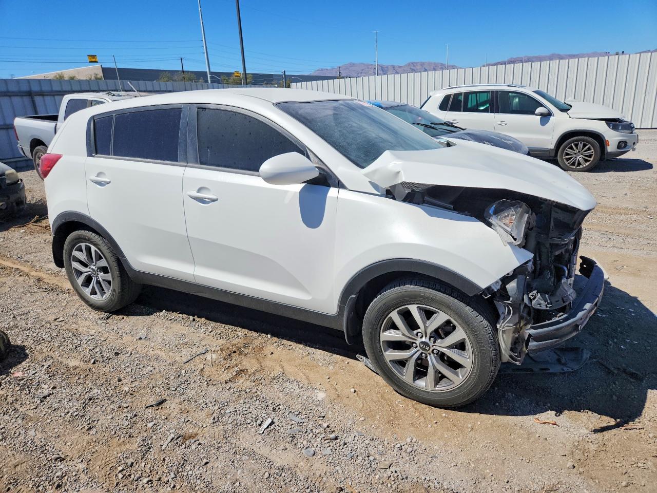 2014 Kia Sportage Lx Белый vin: KNDPB3AC8E7582222